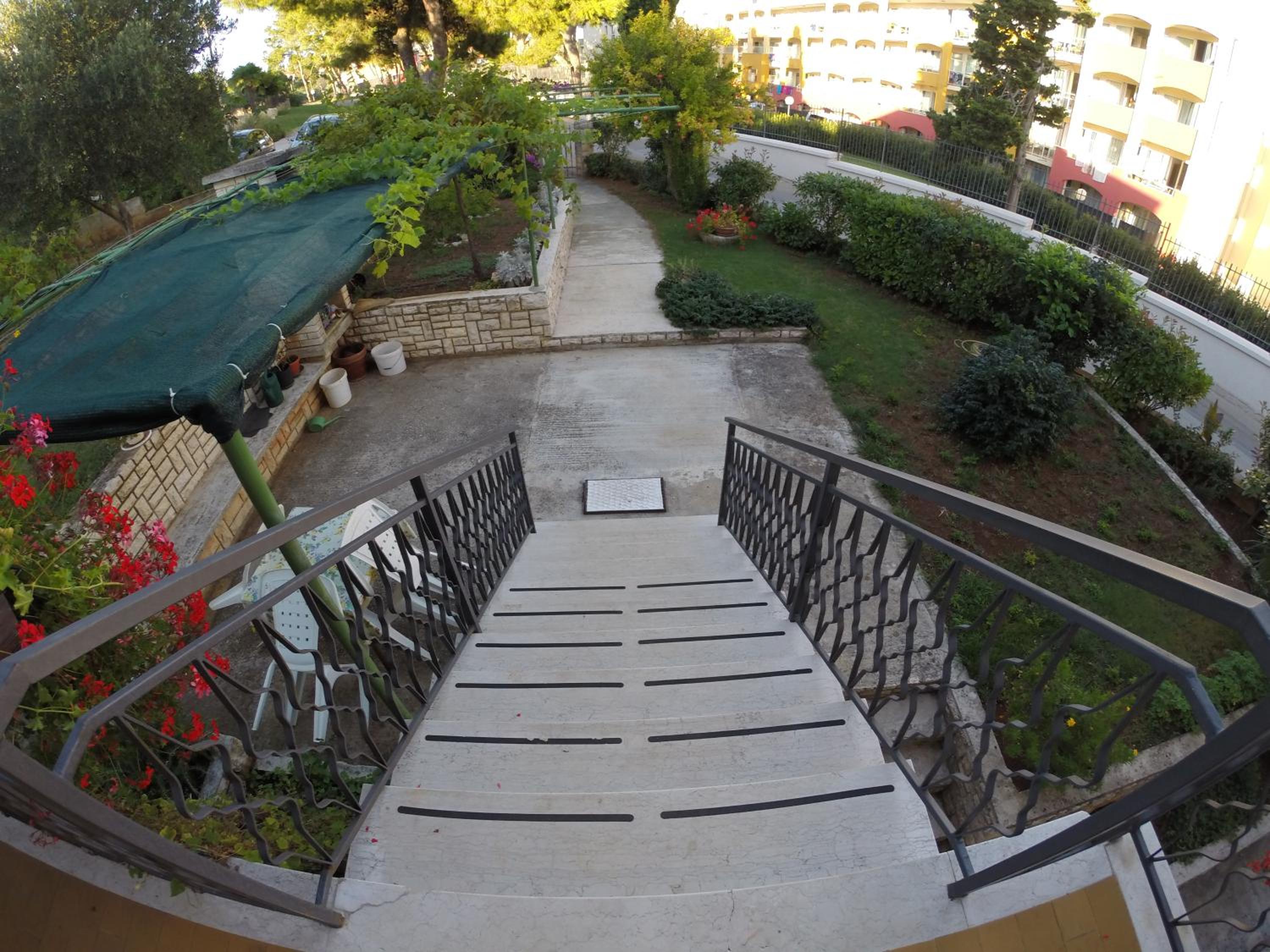 House Helena view 4