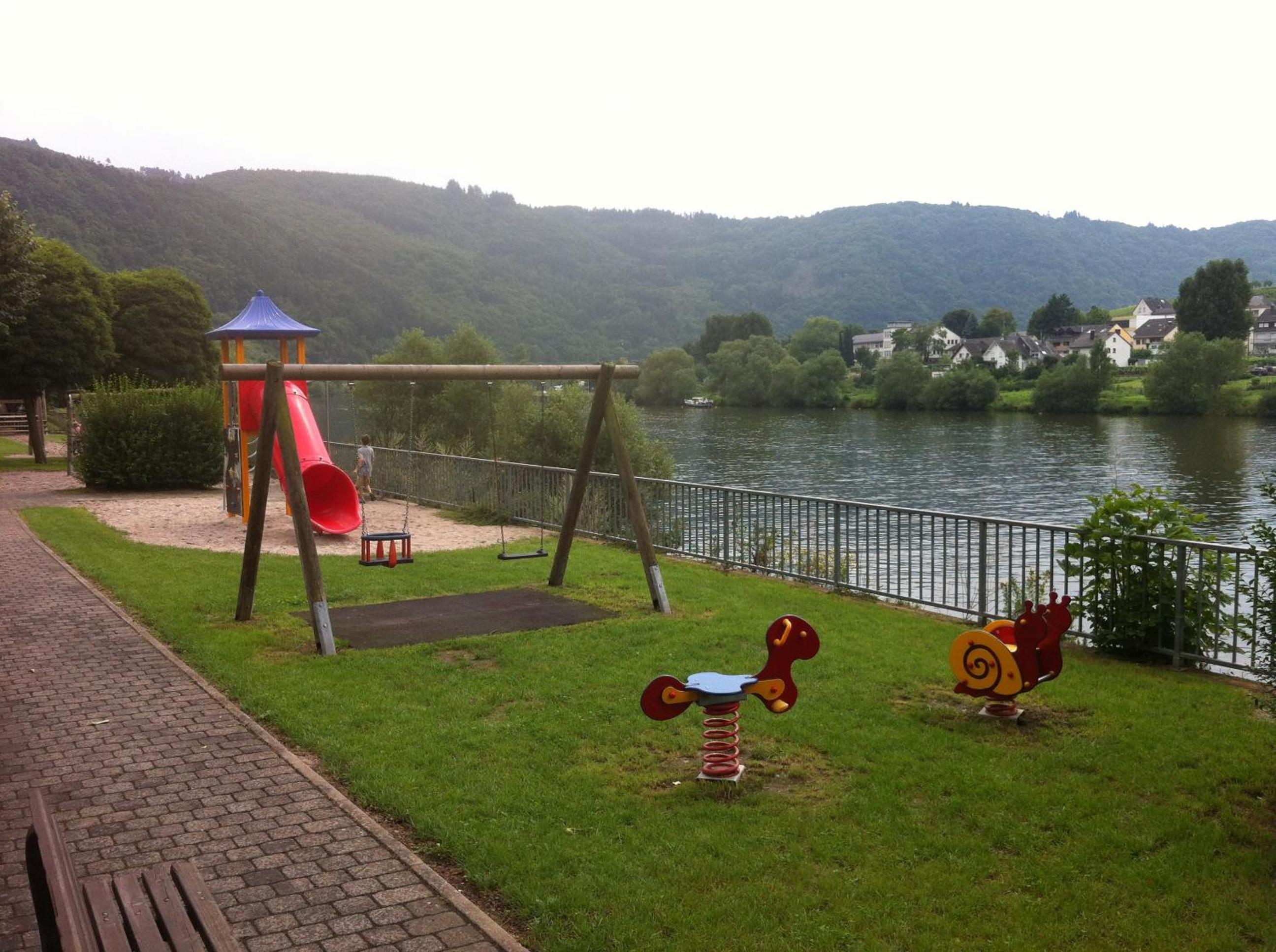 Photo 37