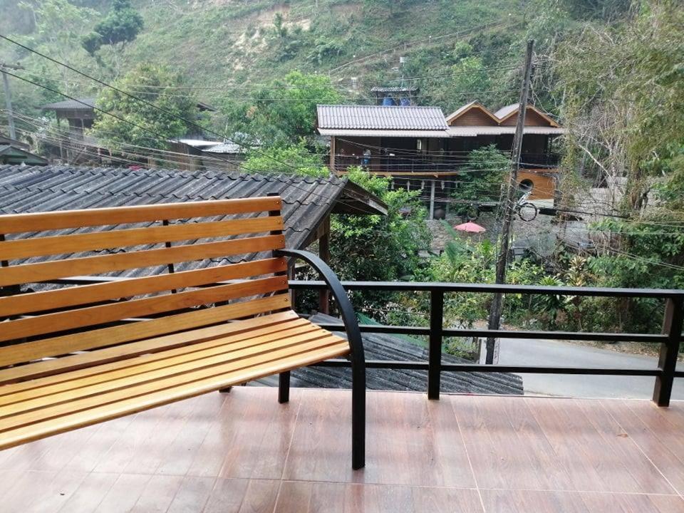 Lungphut Homestay view 3