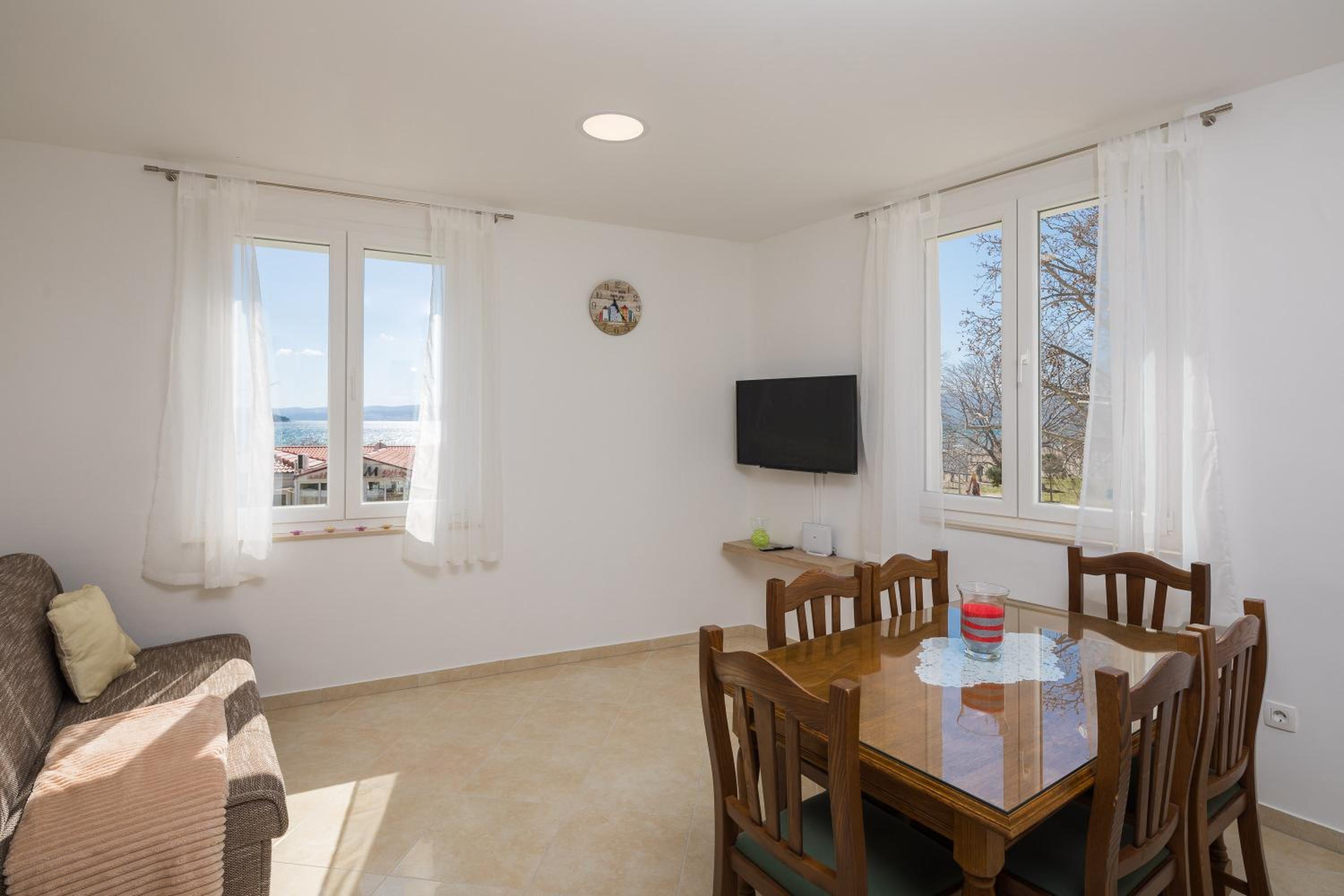 Sandy Beach Apartment