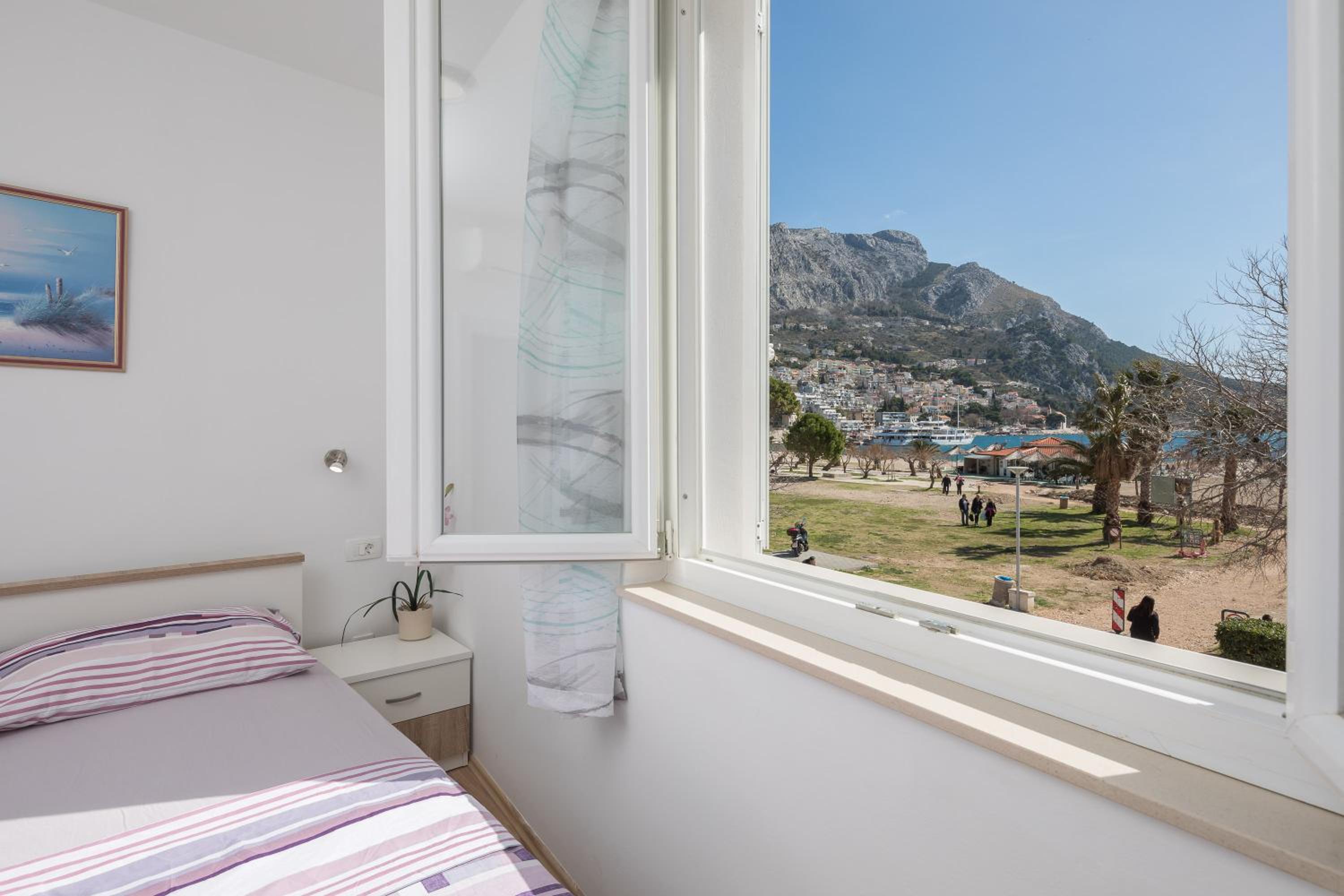 Sandy Beach Apartment