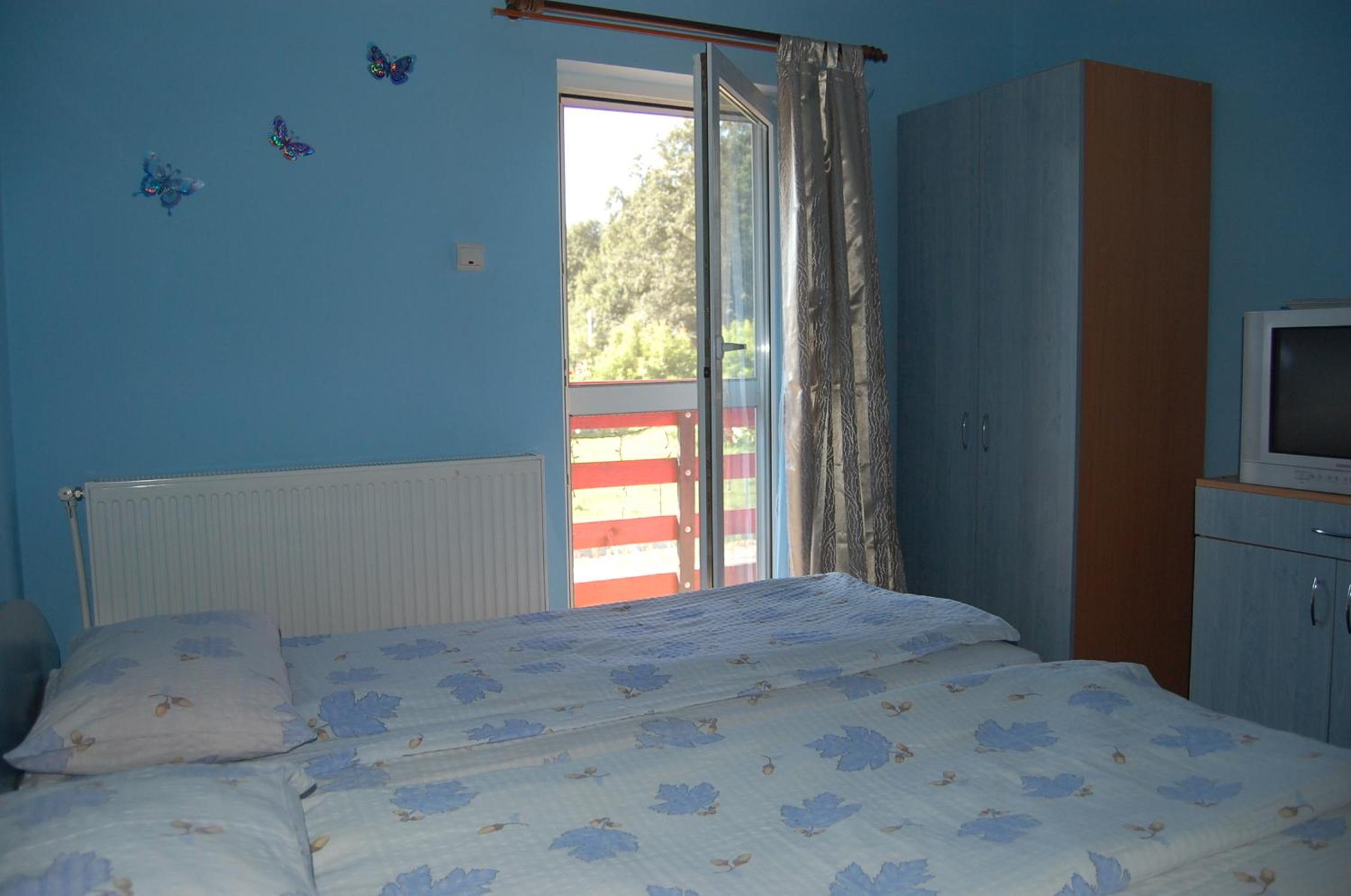 Photo 40