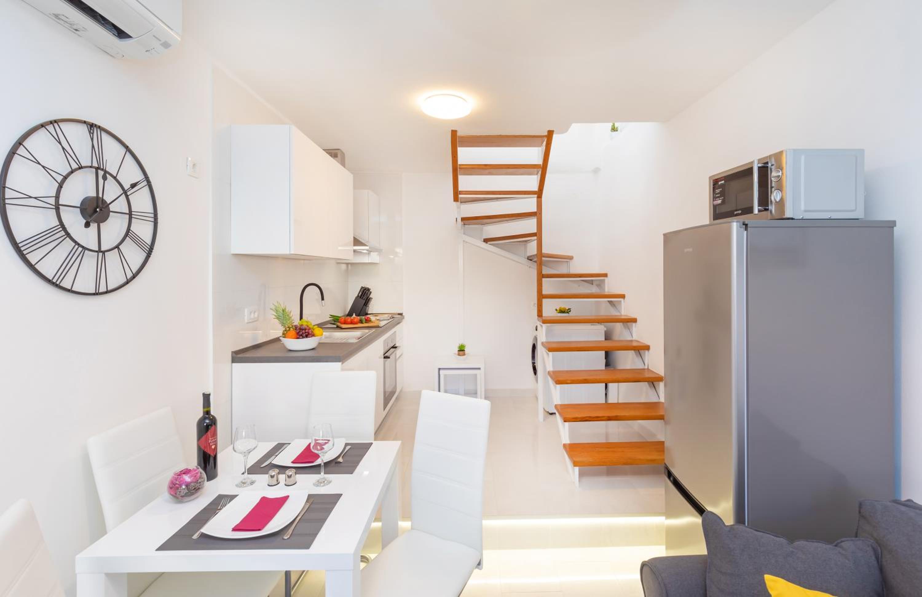 Apartment Sendi 5 min from the beach