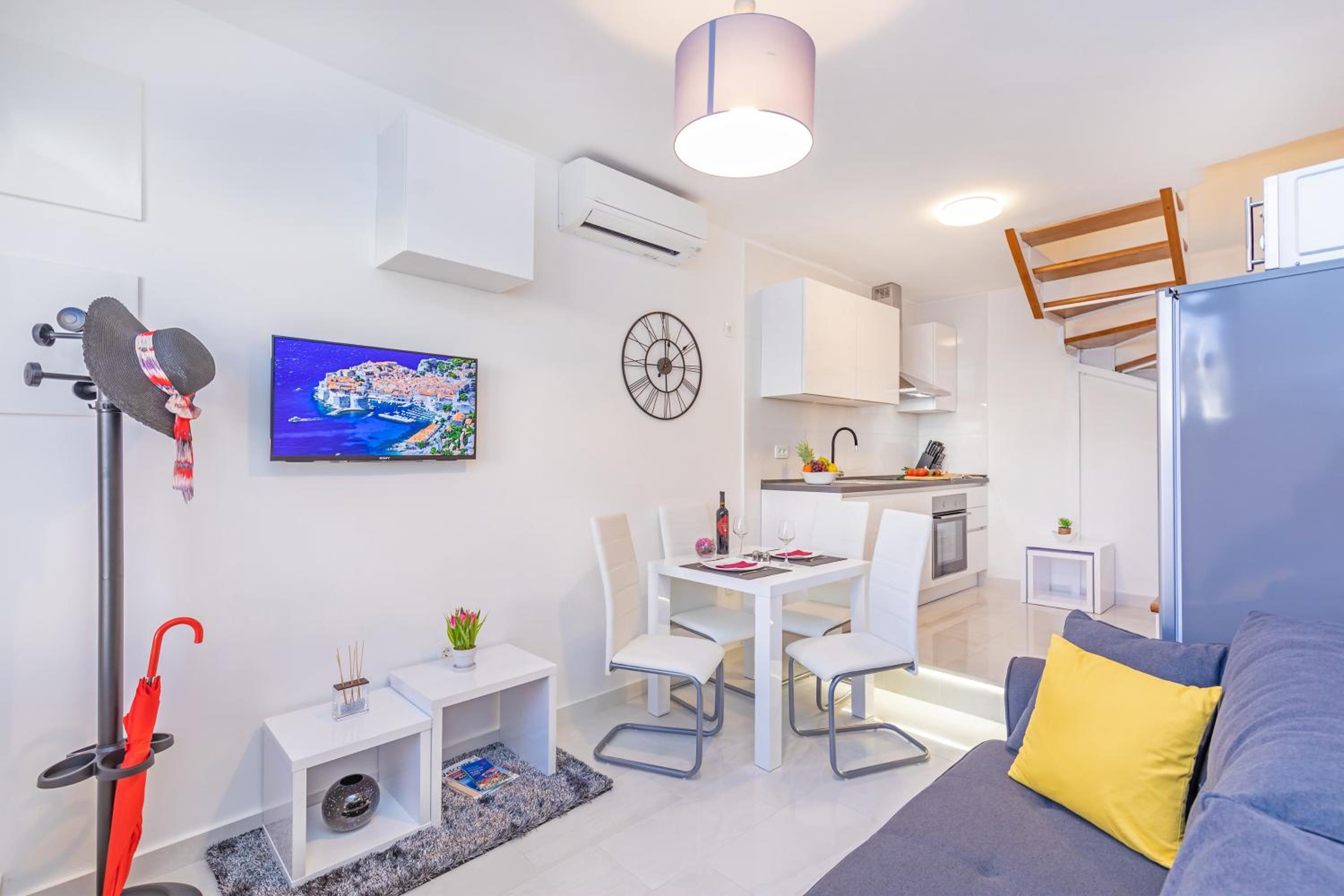Apartment Sendi 5 min from the beach