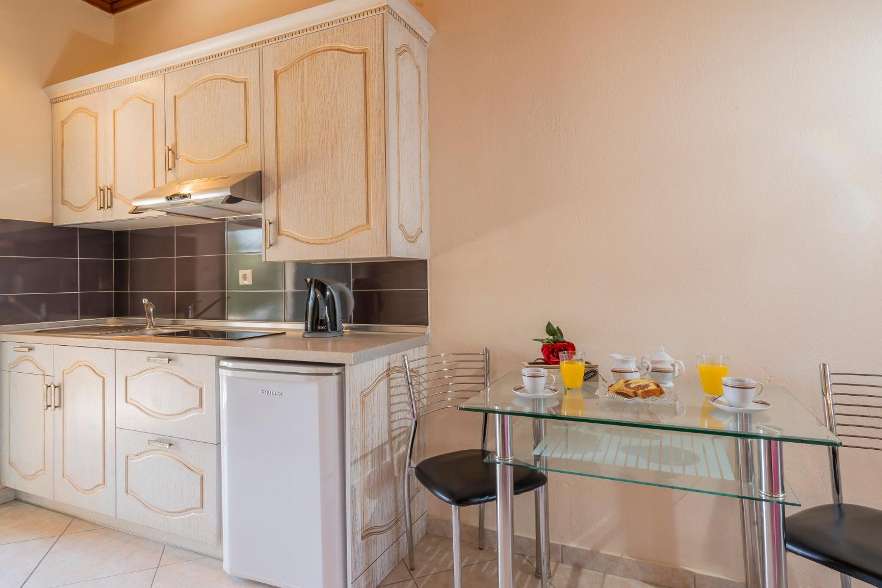 Ziogas Luxury Apartments photo 4