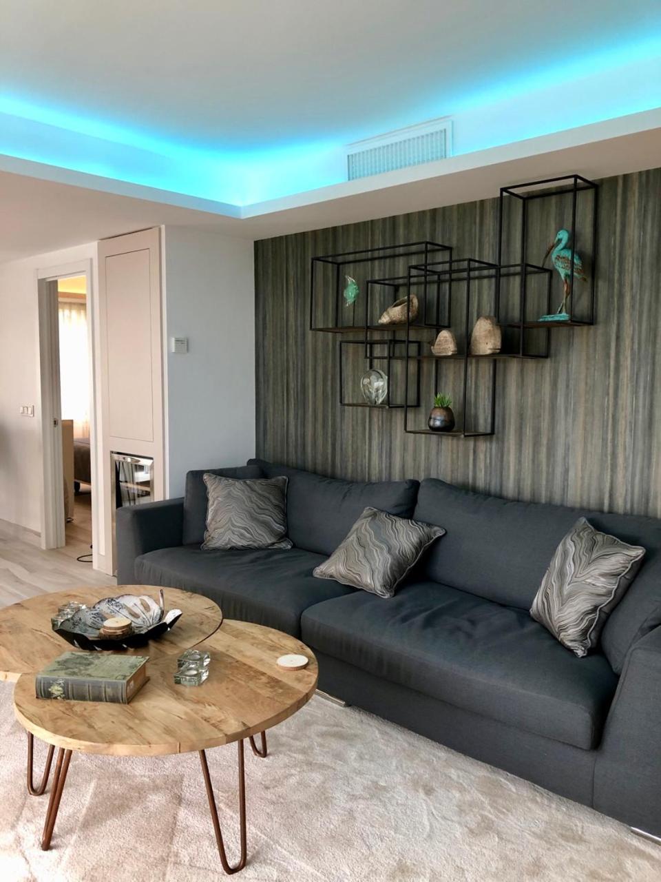 Luxury apartment in La Isla, walking distance to Puerto Banus photo 4