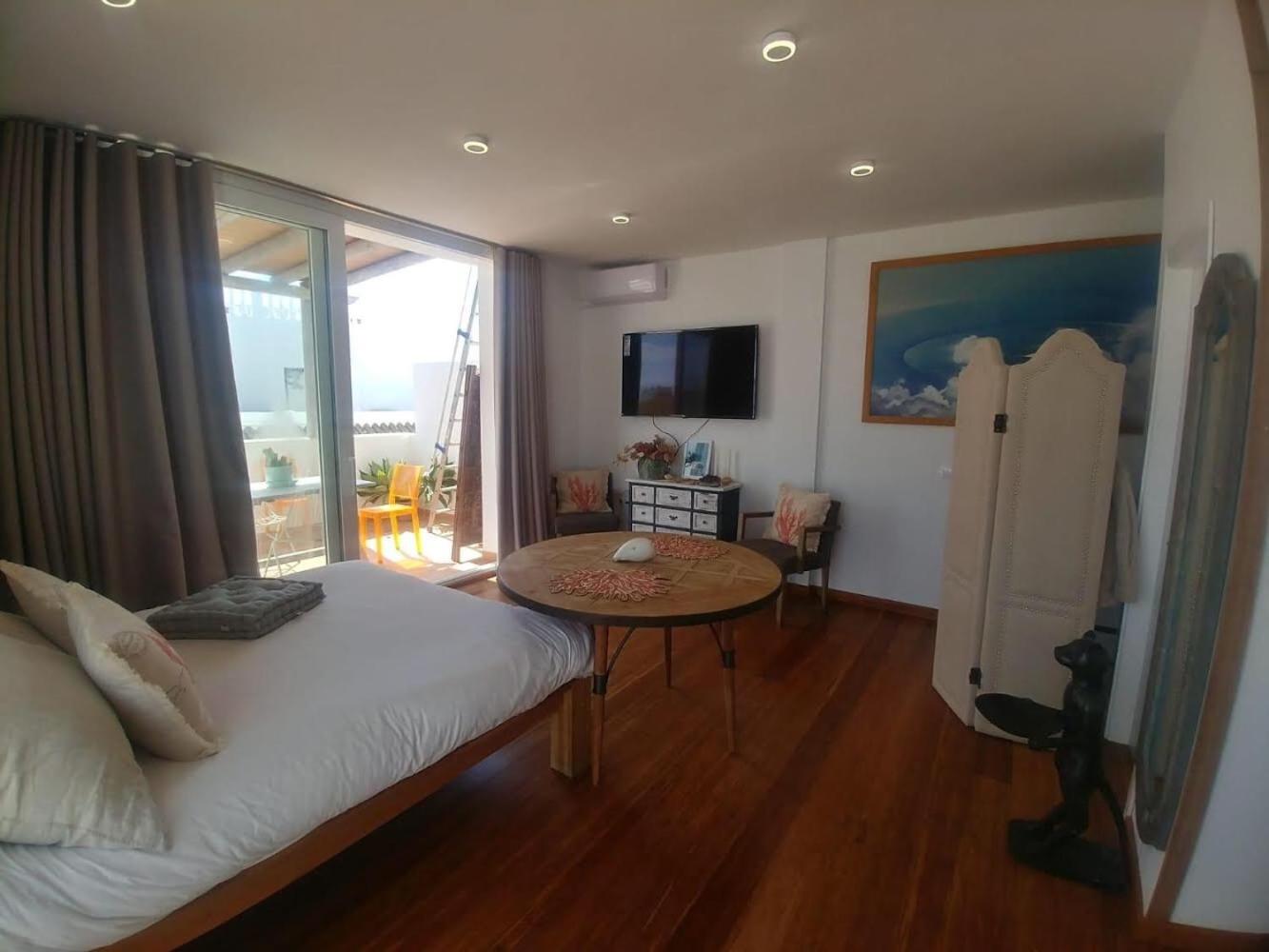 BEACH ATTIC photo 2