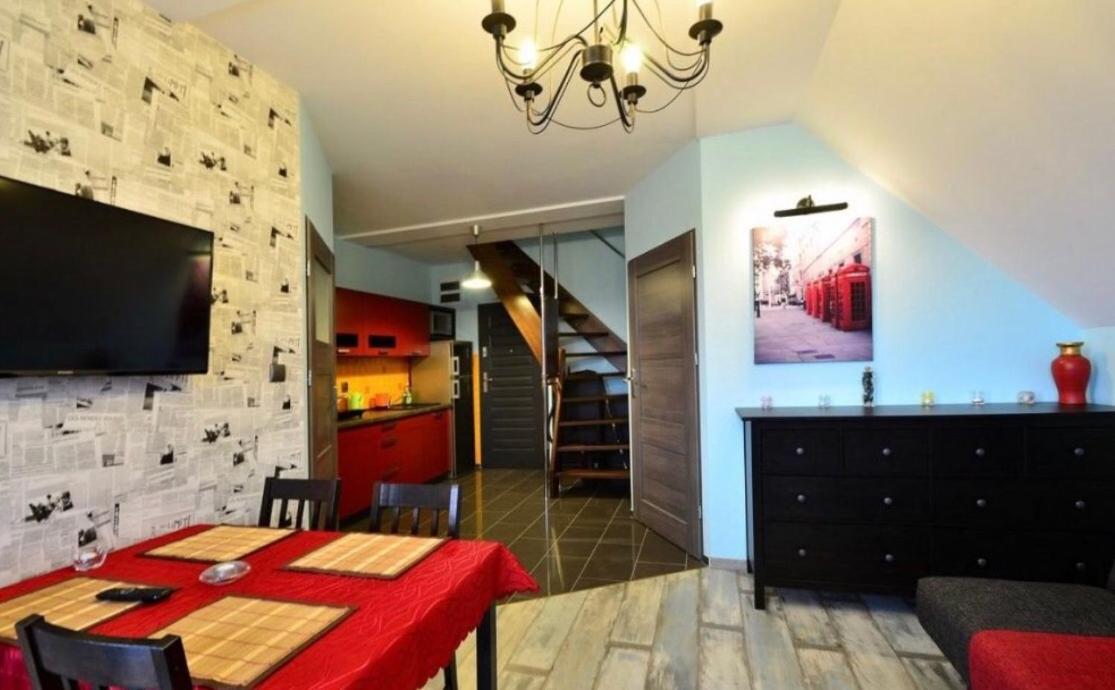 APARTAMENT FAMILIJNY KRYNICA MORSKA - 10 osób 2 poziomy 2 łazienki kuchnia view 5