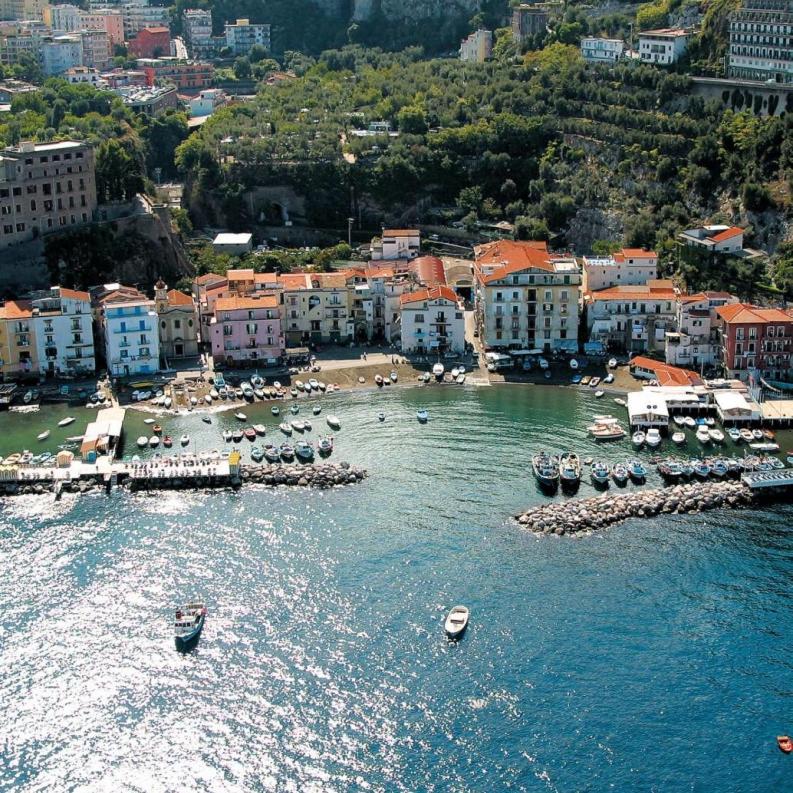 La Luella view 4