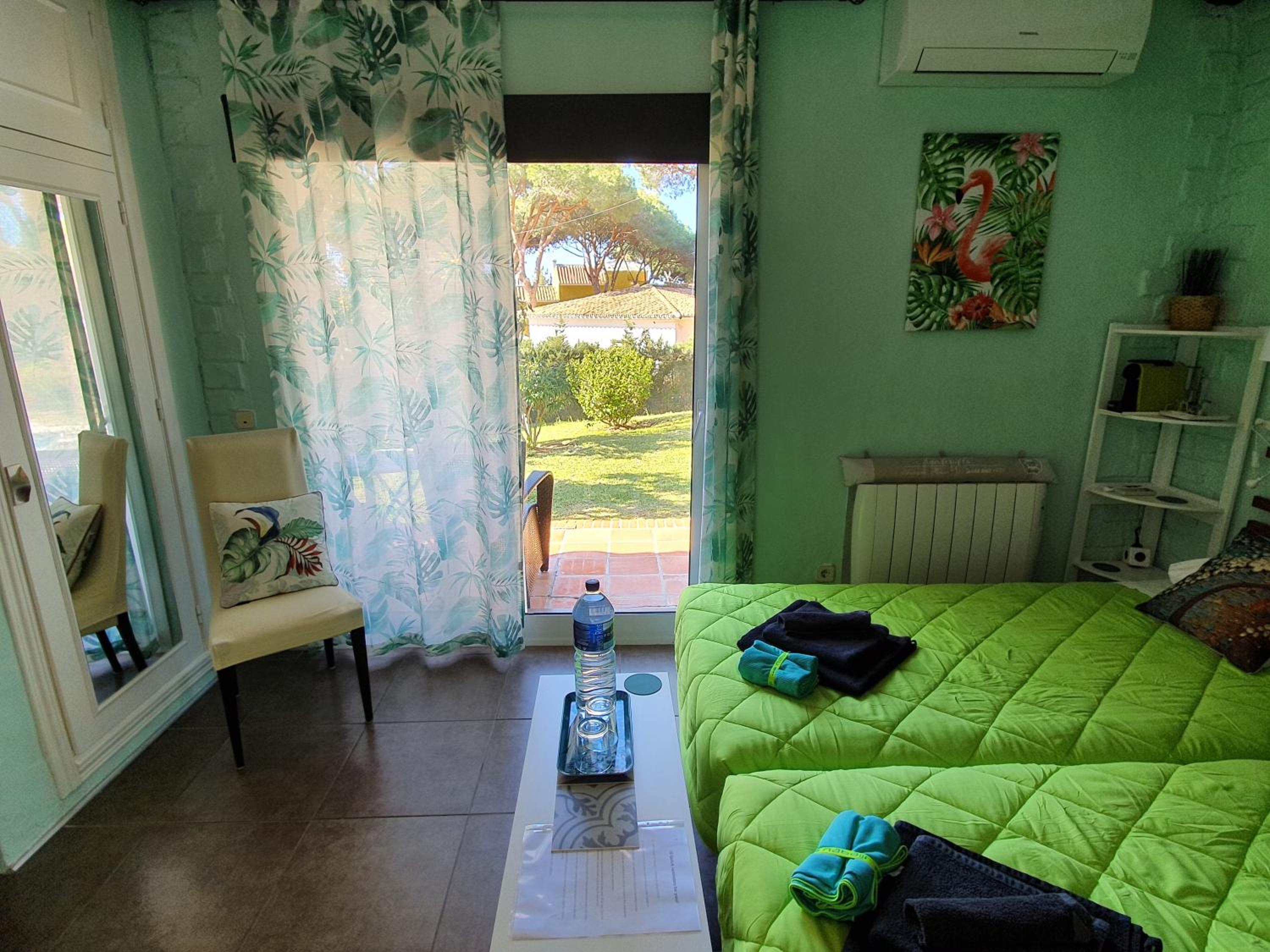 Photo 33