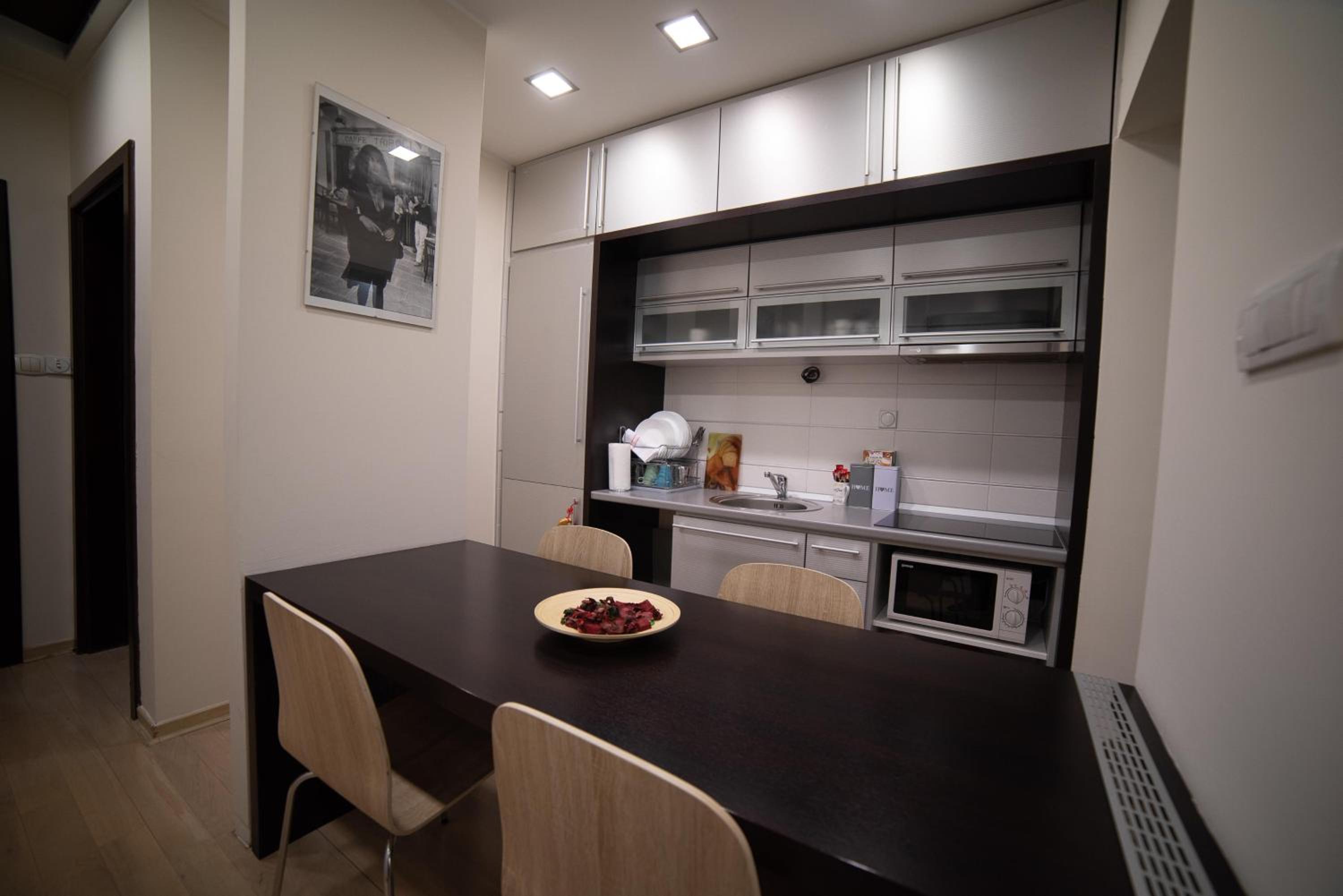 Apartment Milos