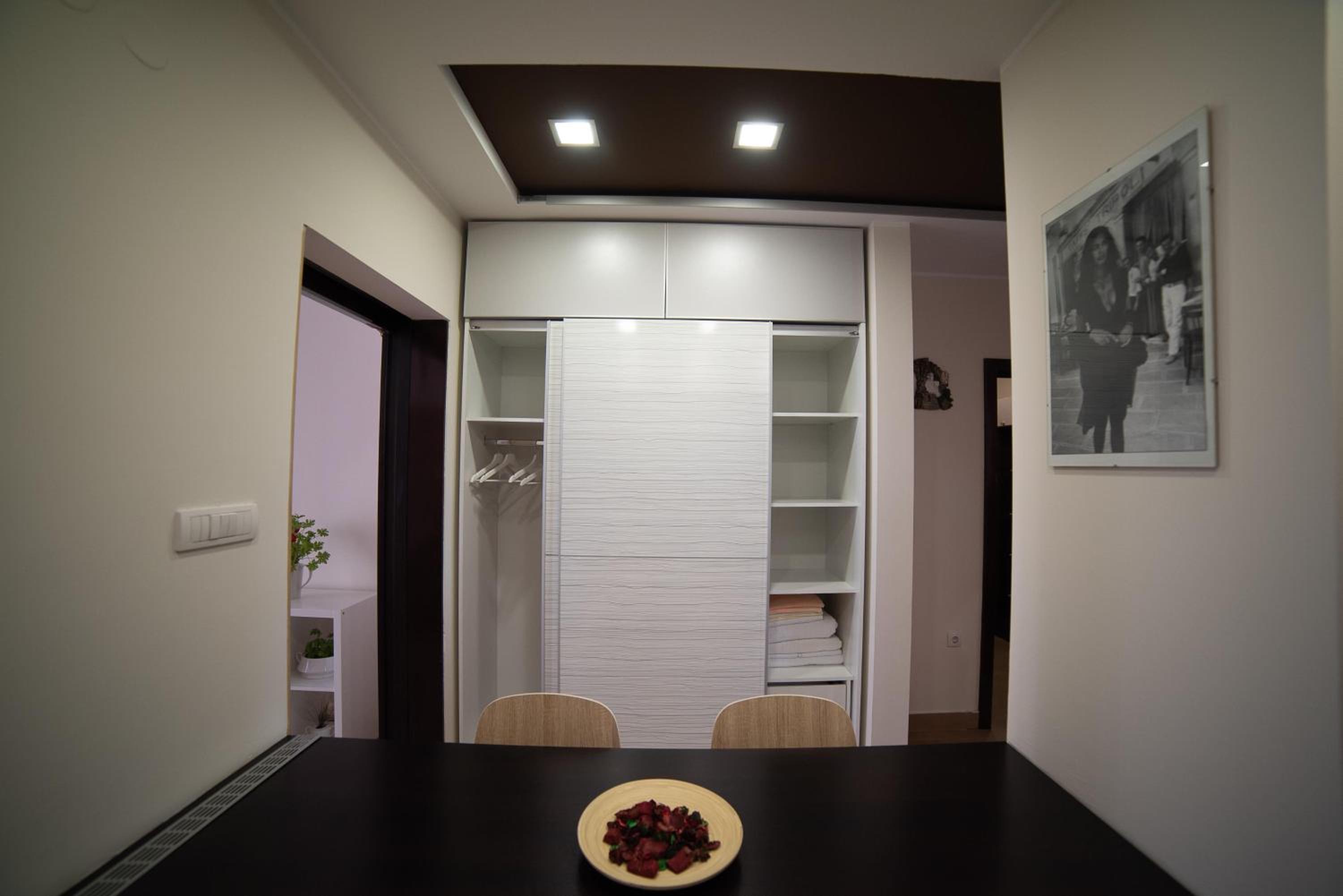Apartment Milos