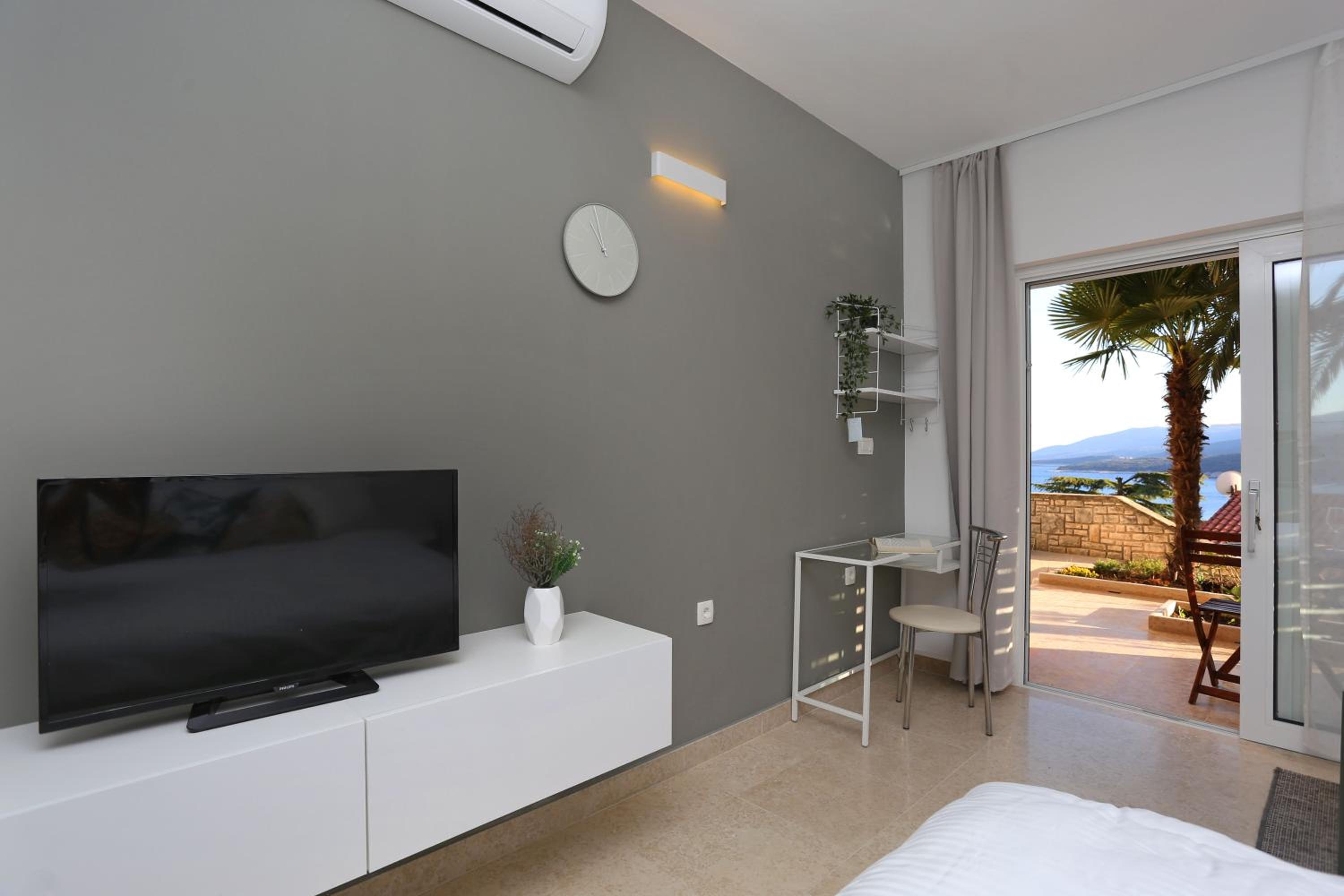 Studio apartment close to the sea