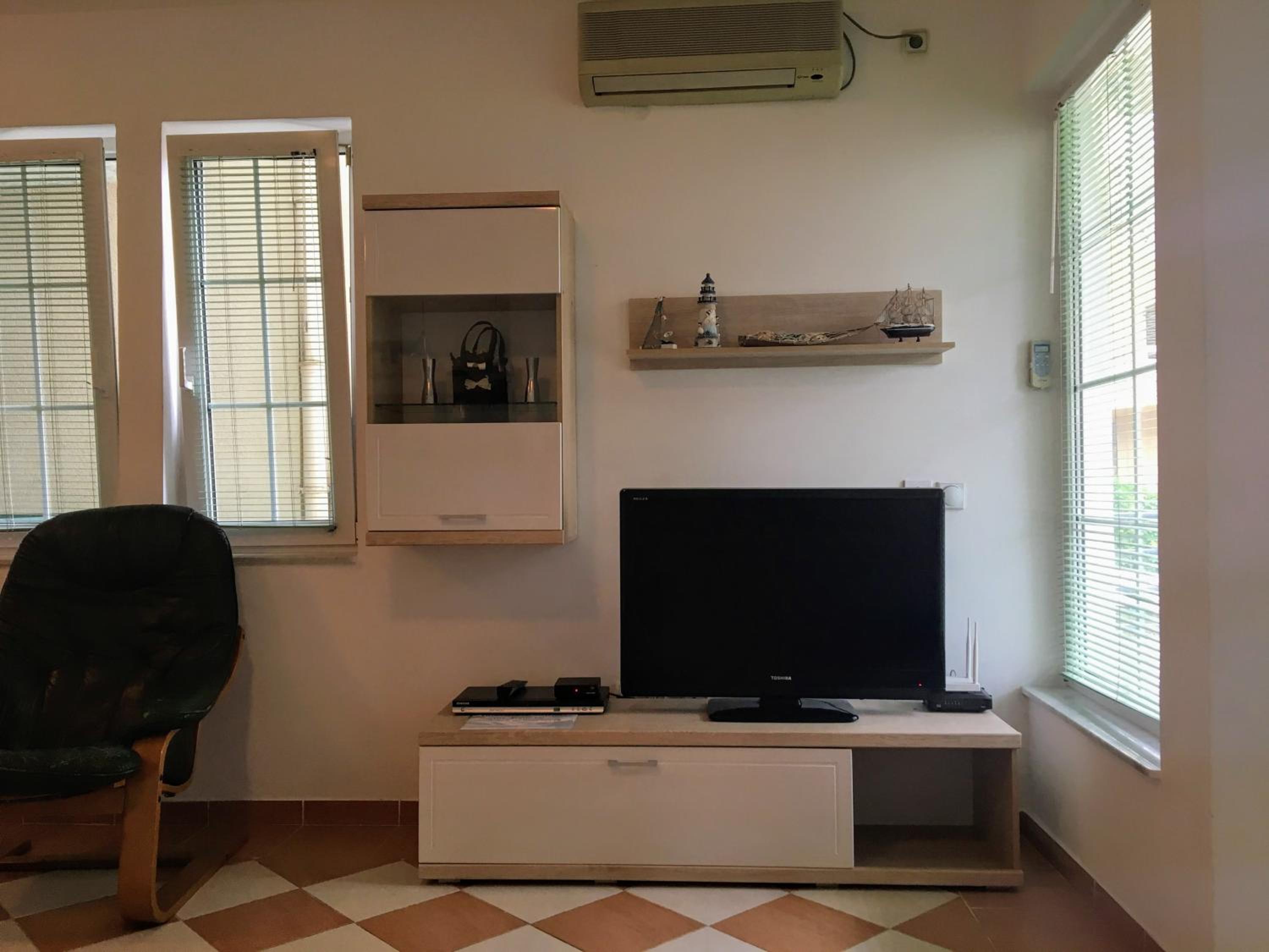 Green Apartman view 4