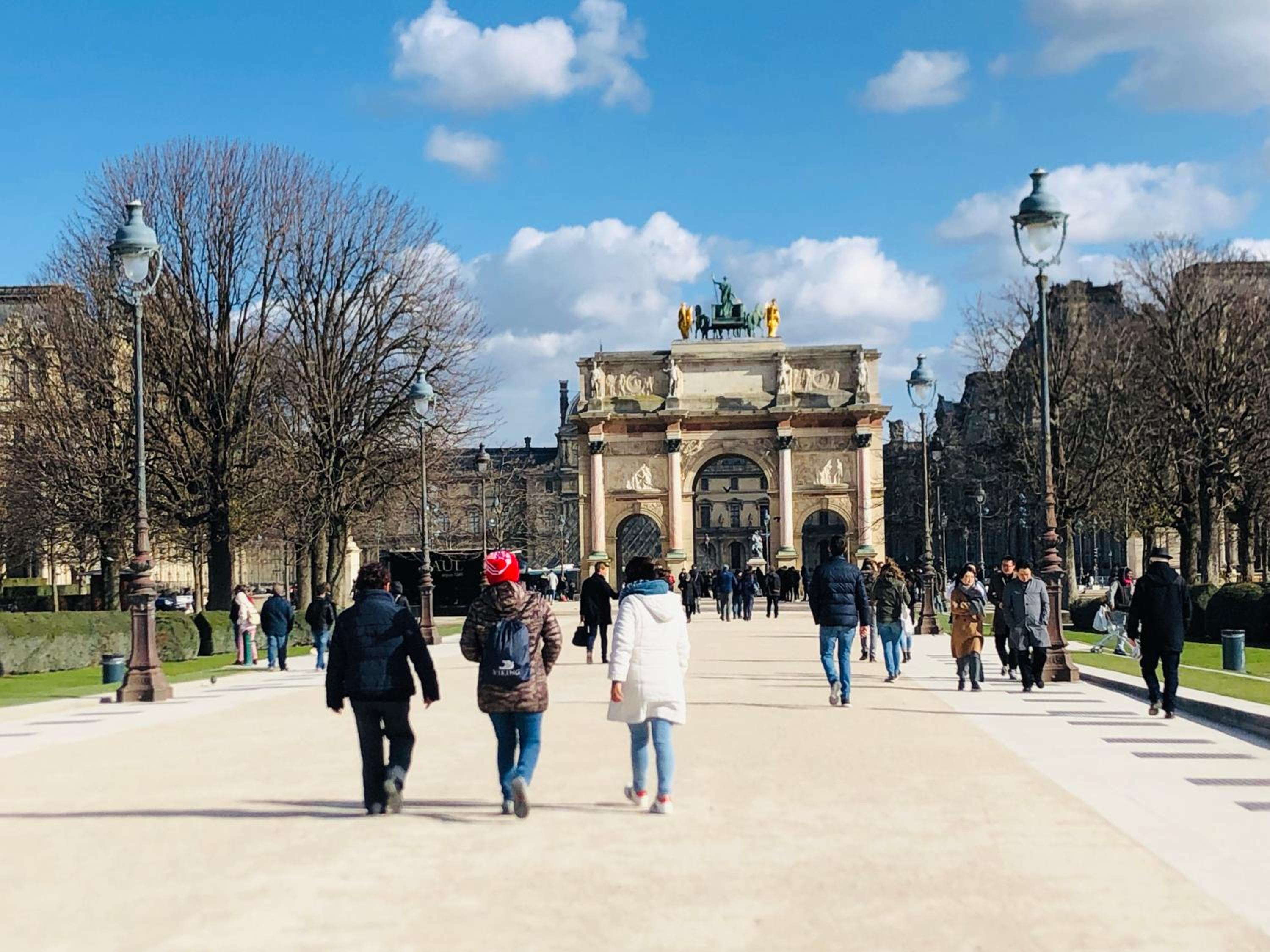 ARC DE TRIOMPHE-CARNOT Luxury & Design