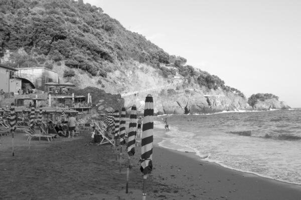 Room Cavour, nearby Cinqueterre view 2