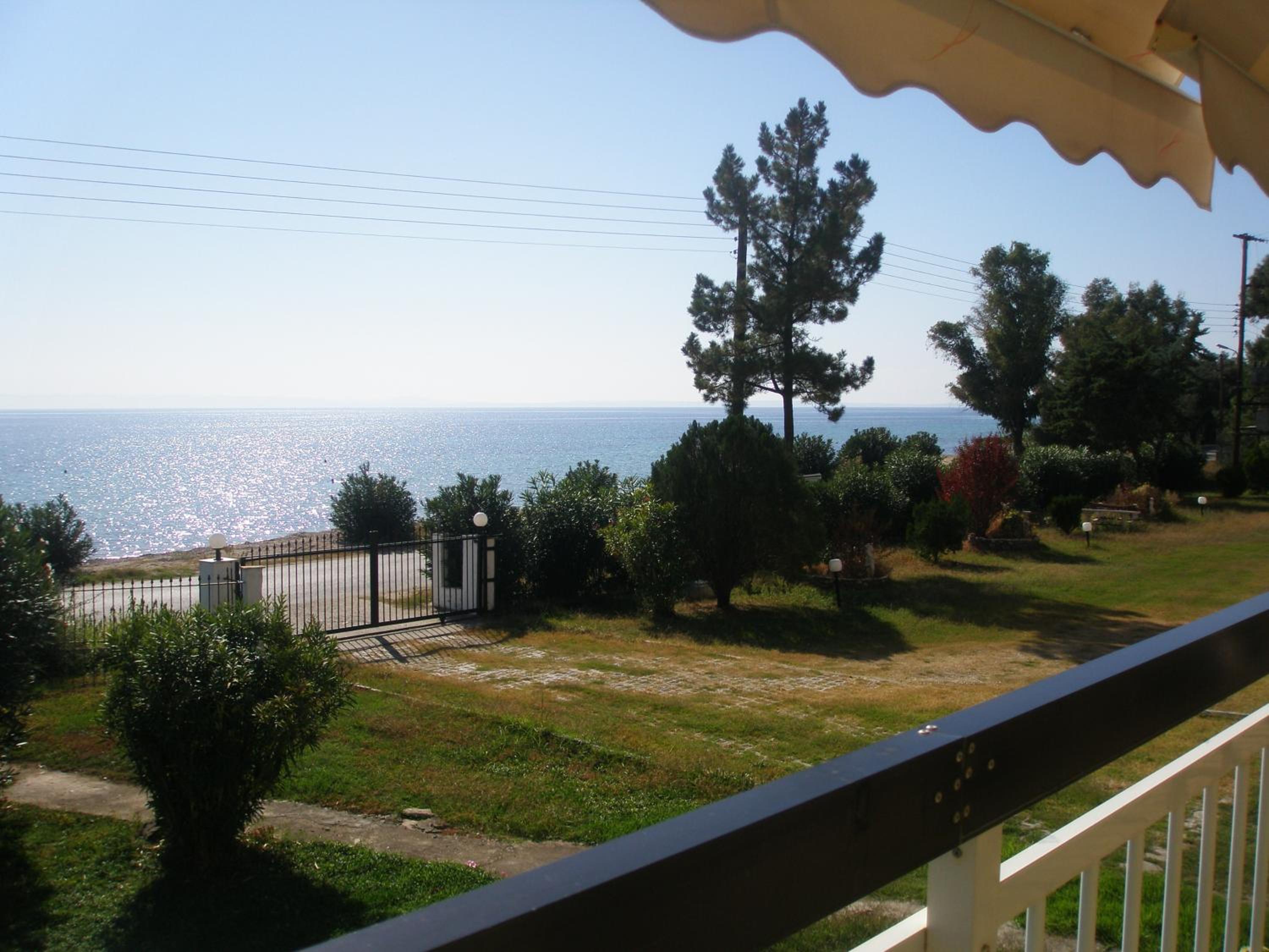 Metamorphosis - Halkidiki Apartment on the beach