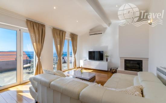 Apartment Marko Antonio view 3