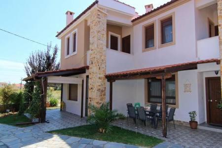 Golden Blue Villa