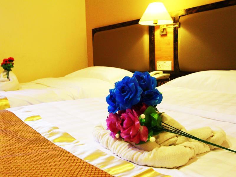 SIX VILLA INN photo 2