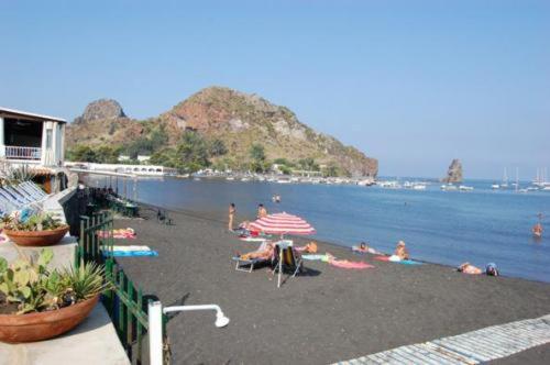Vulcano Vacations - Hotel Conti - Property Image 8
