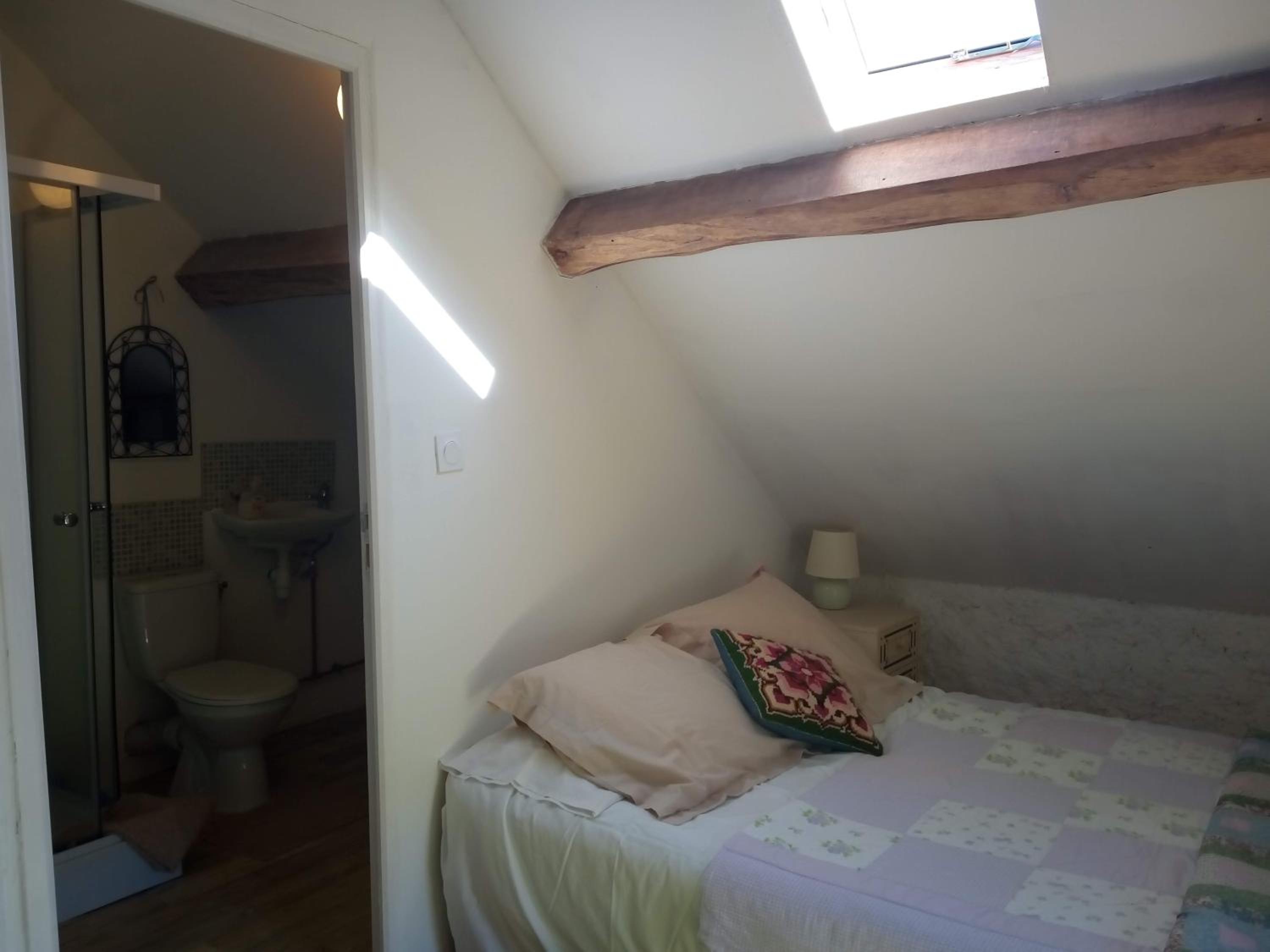 Photo 10
