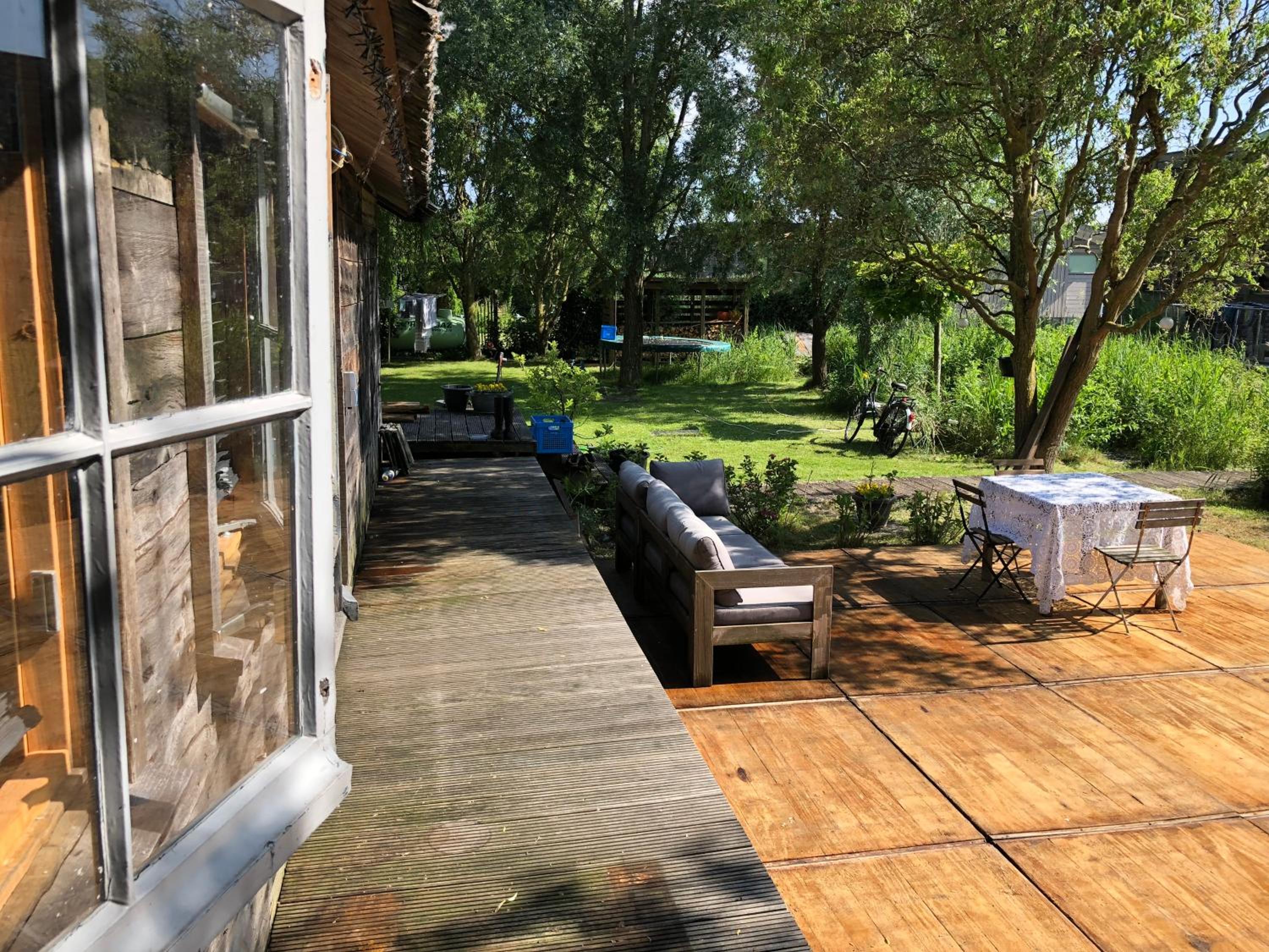 Cabin in the Green - near Amsterdam view 2