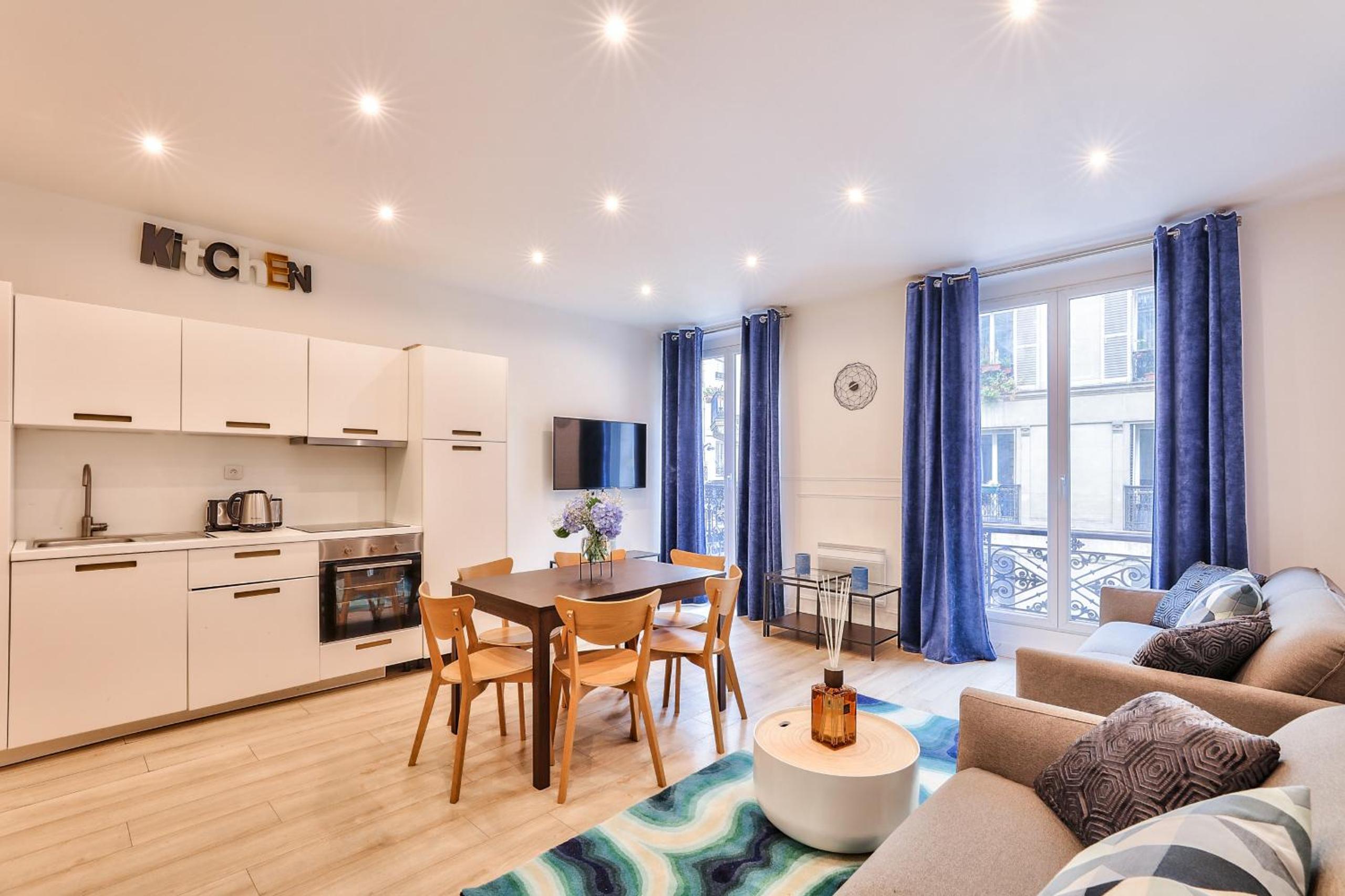 23 - Pretty Parisian Flat in Montorgueil
