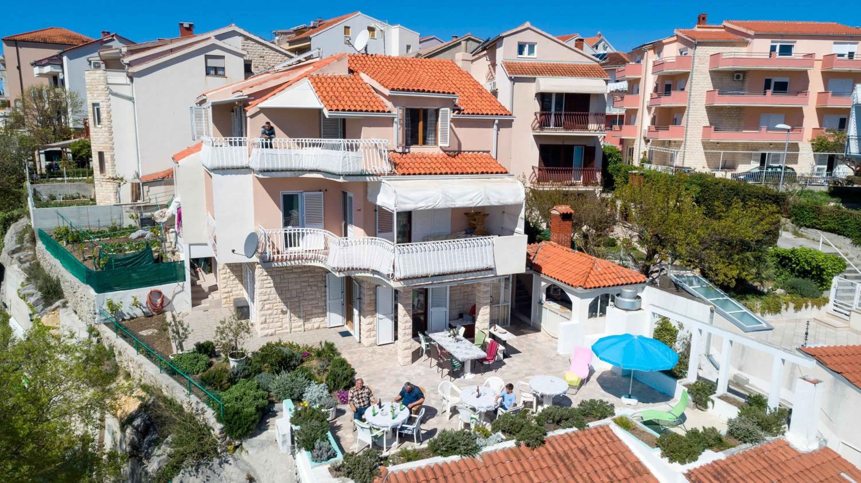 Apartment Vranjes view 2