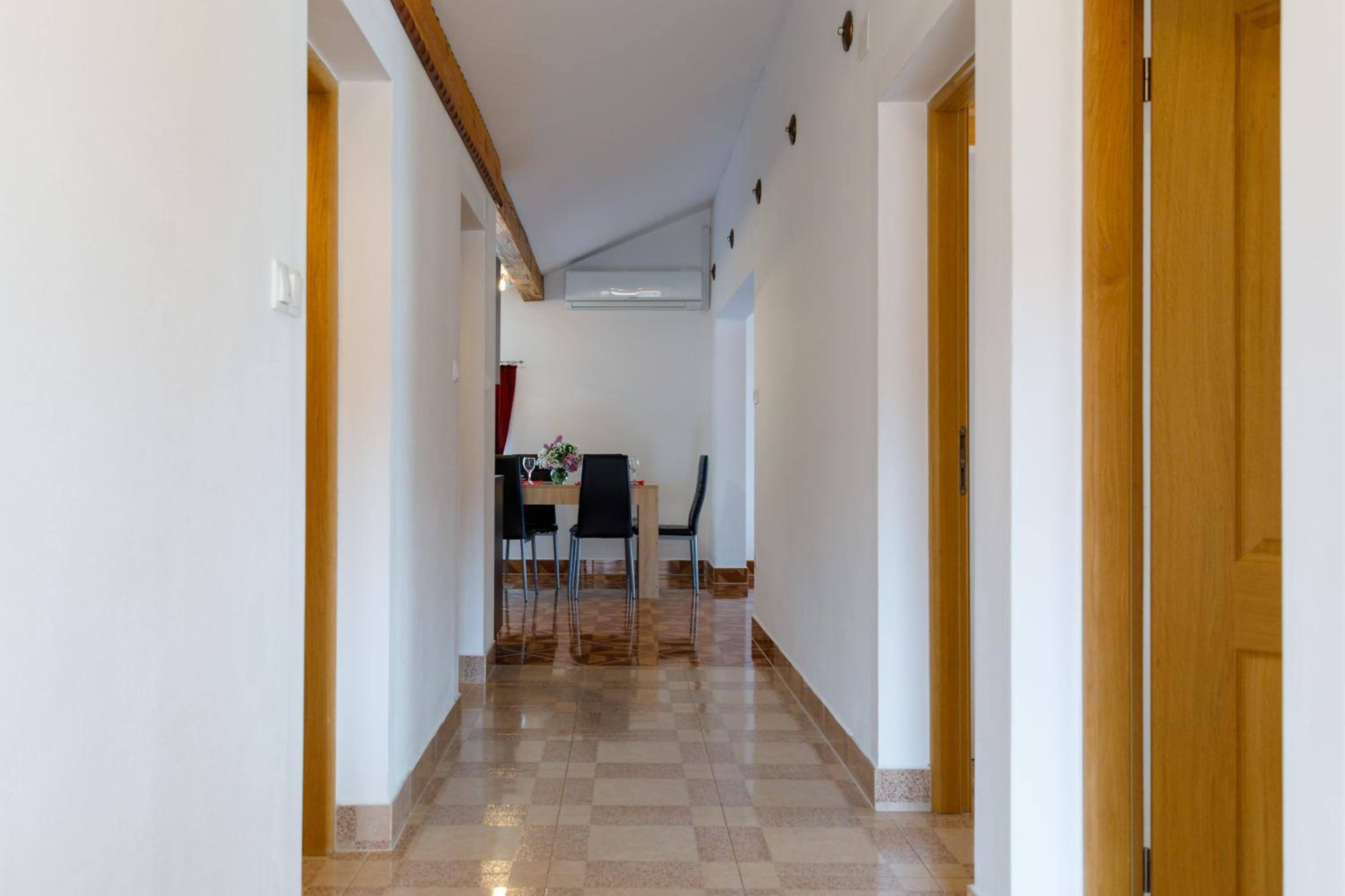 Apartment Aleksandra