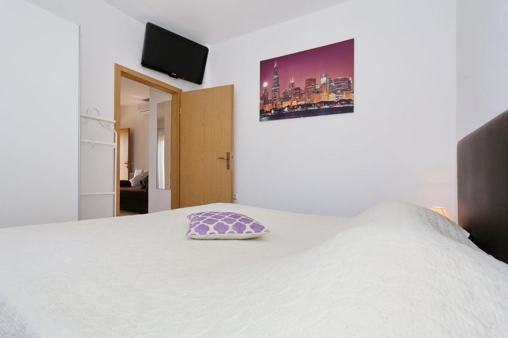 Apartmani Natali view 5