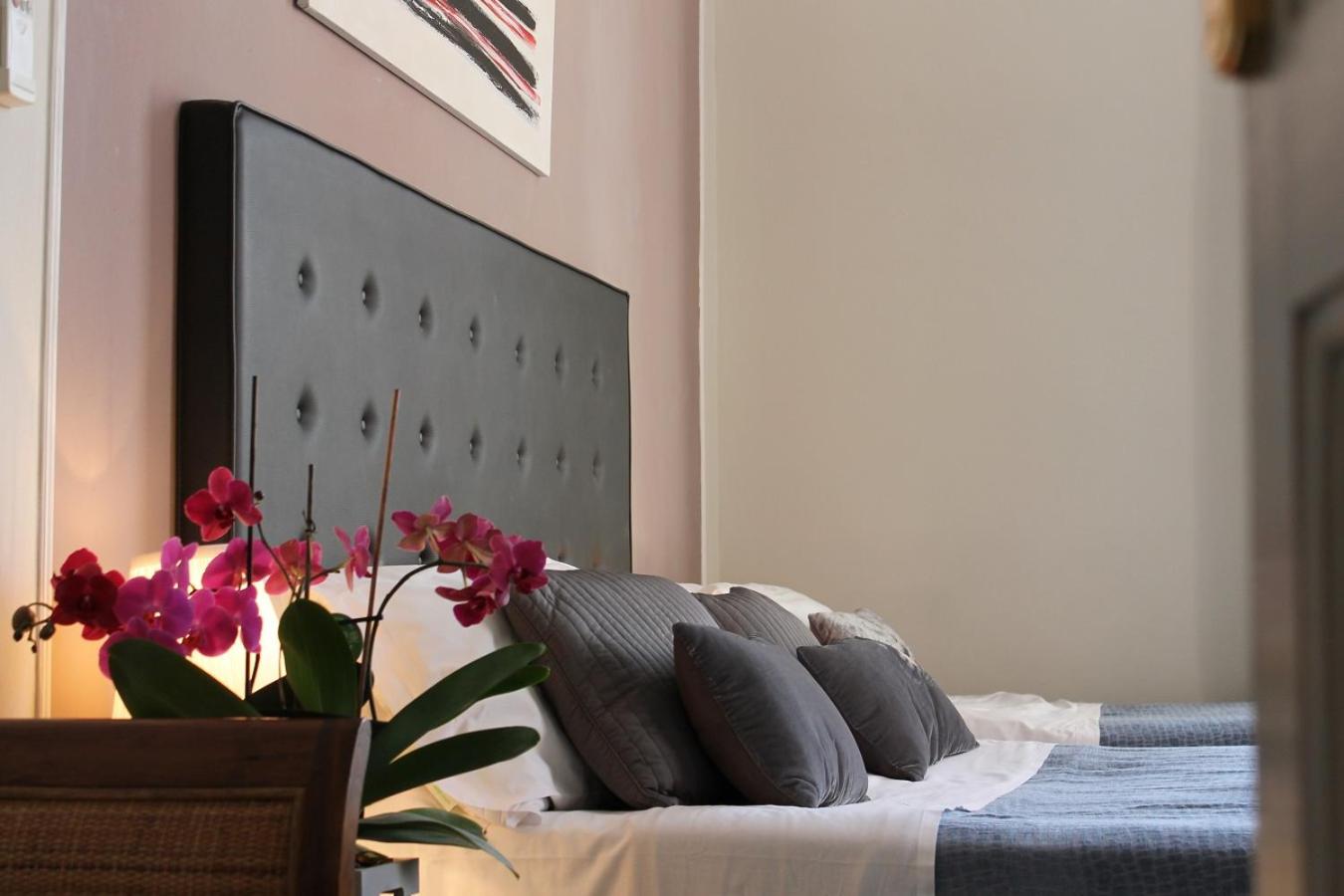 Little Rose Rooms