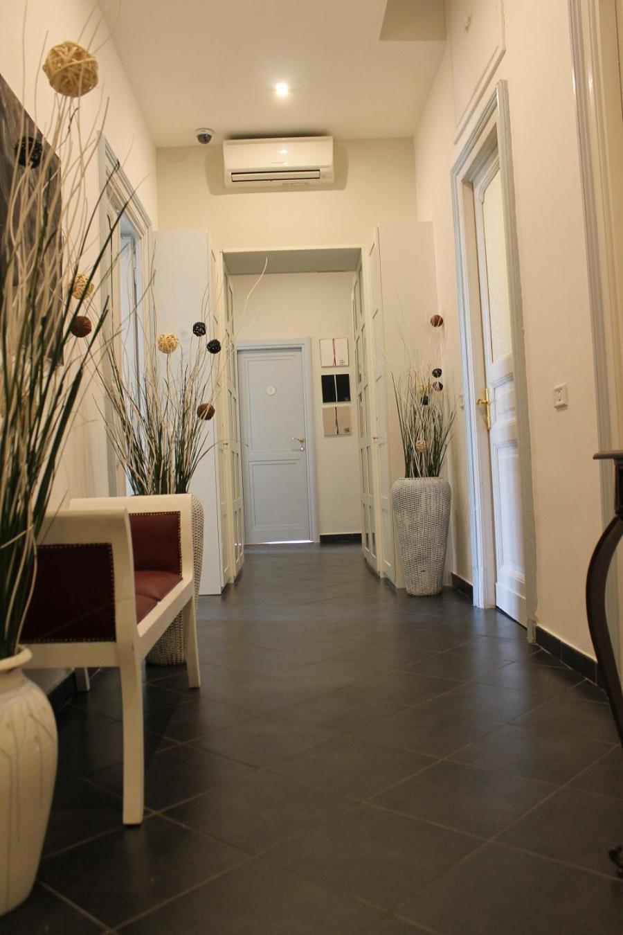 Little Rose Rooms