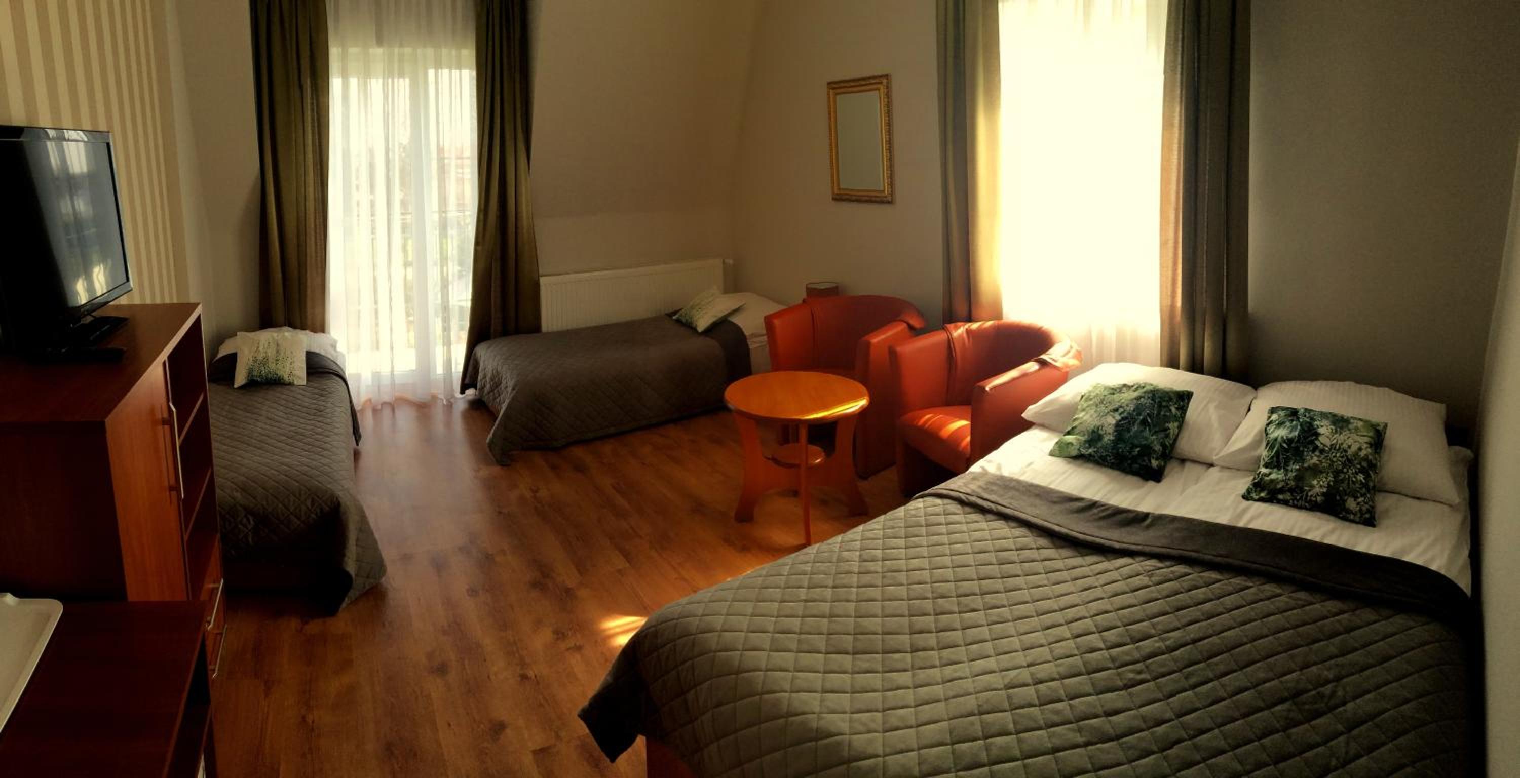 Photo 31