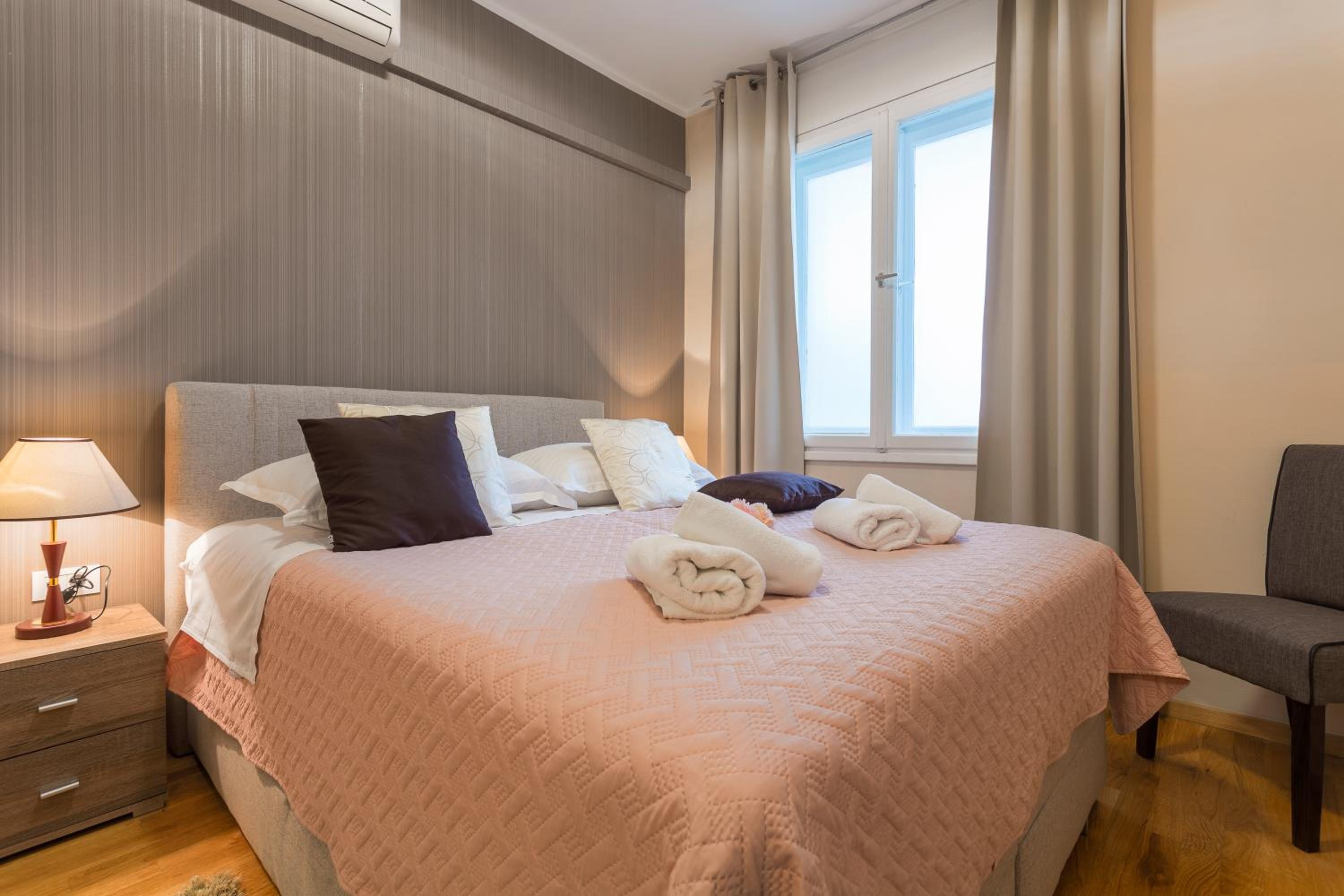 Golden Split Rooms