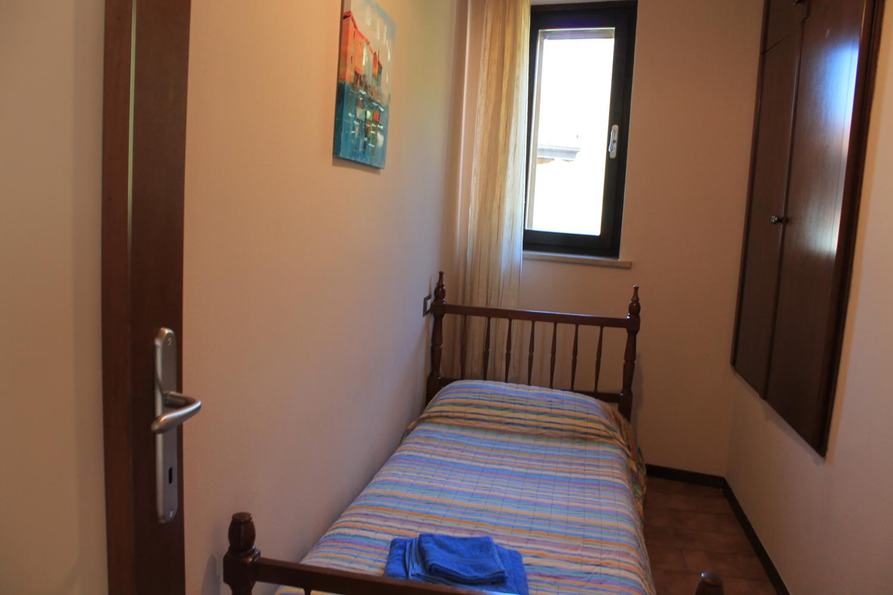 Photo 38