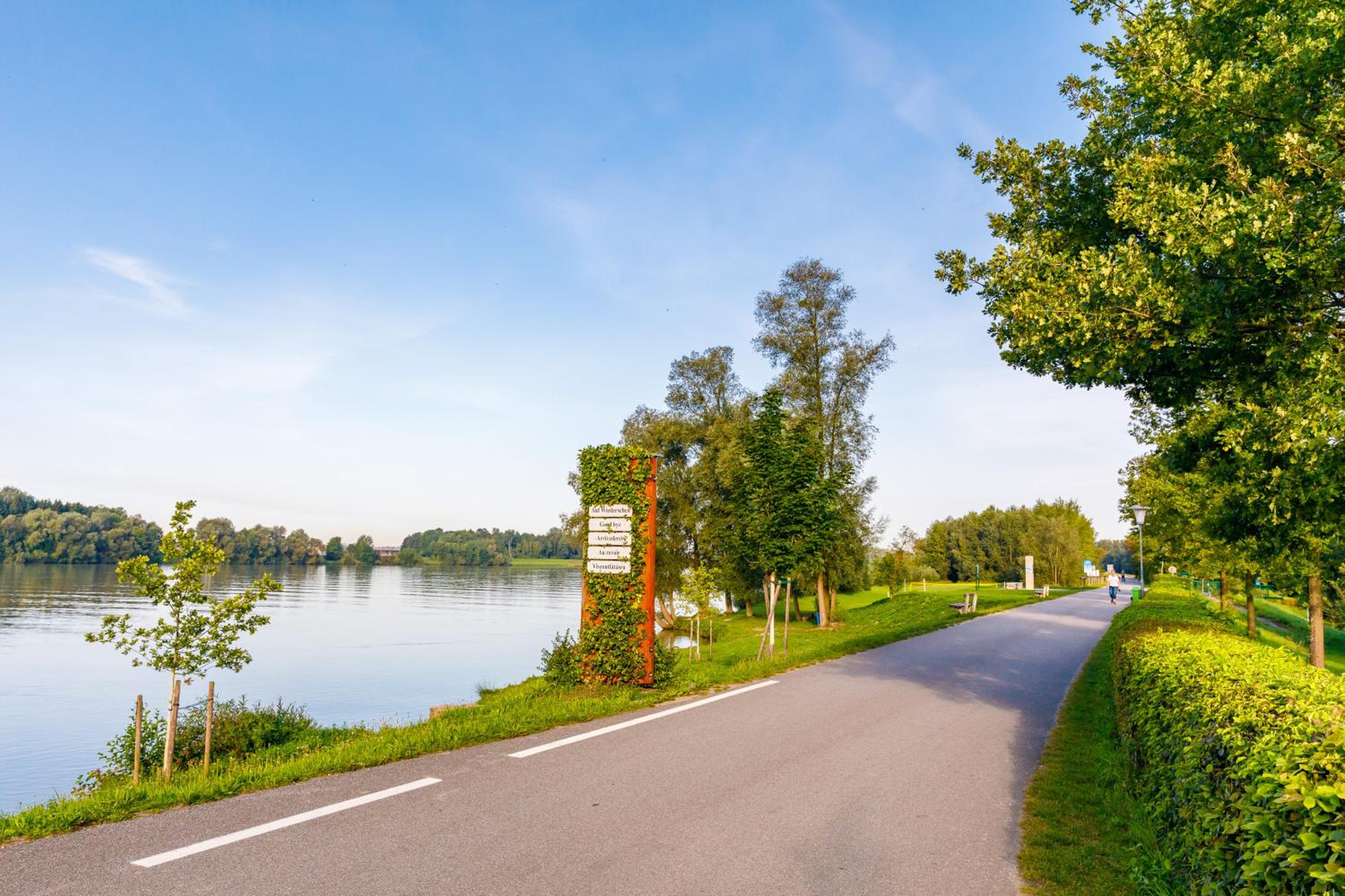 Camping & Pension Au an der Donau