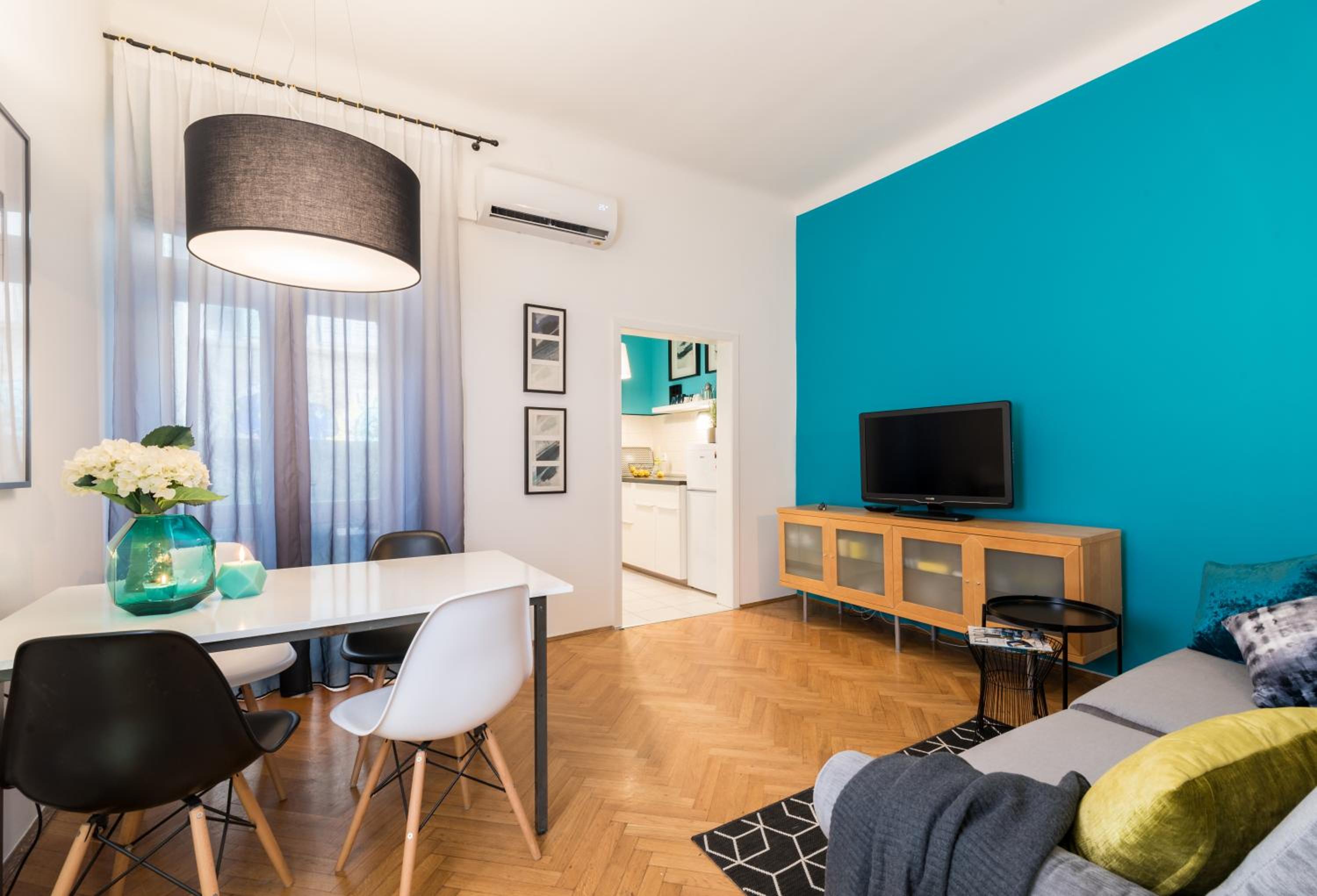 In Flow apartment view 4