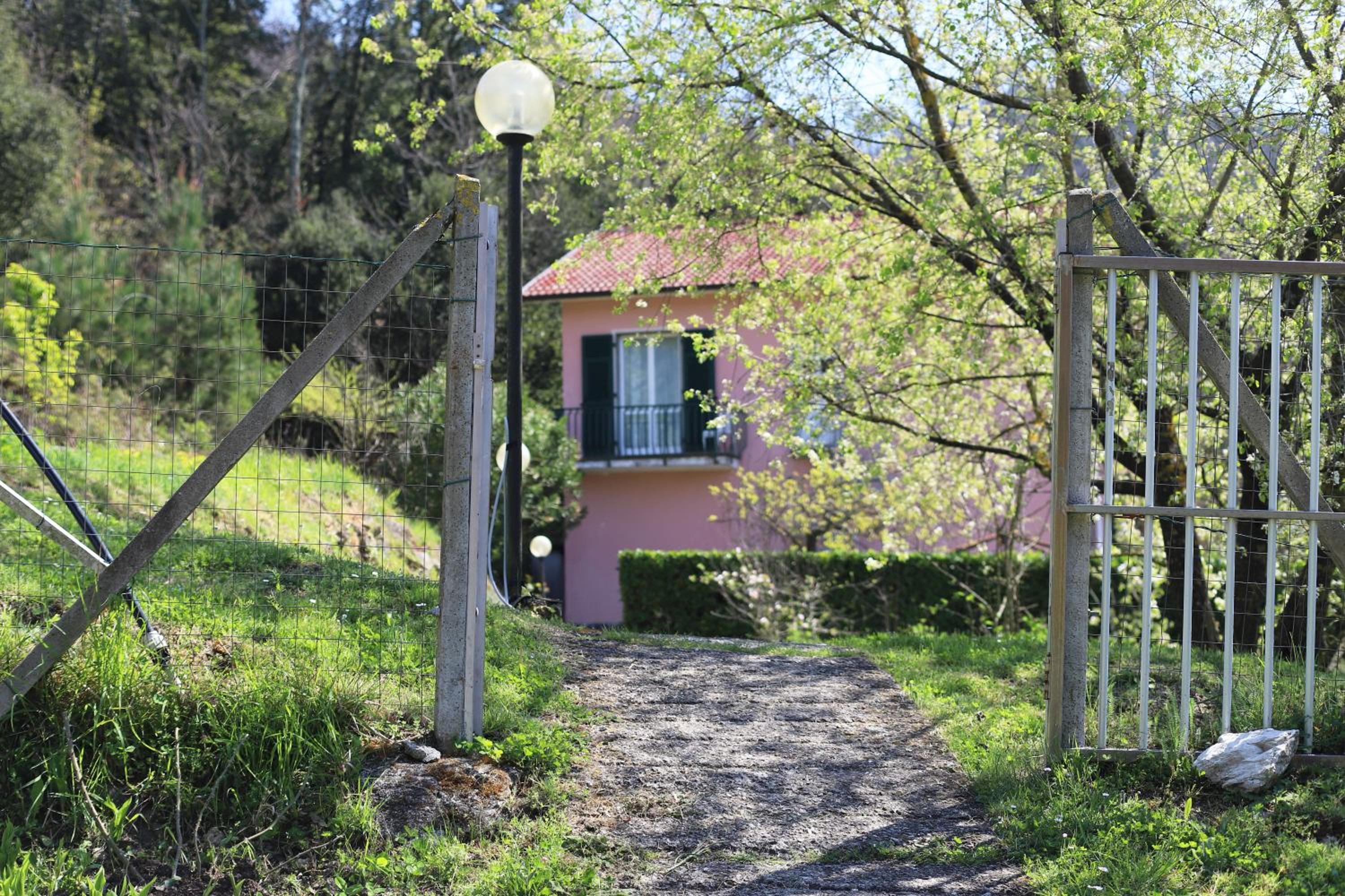 Pavì Delle 5 Terre photo 2