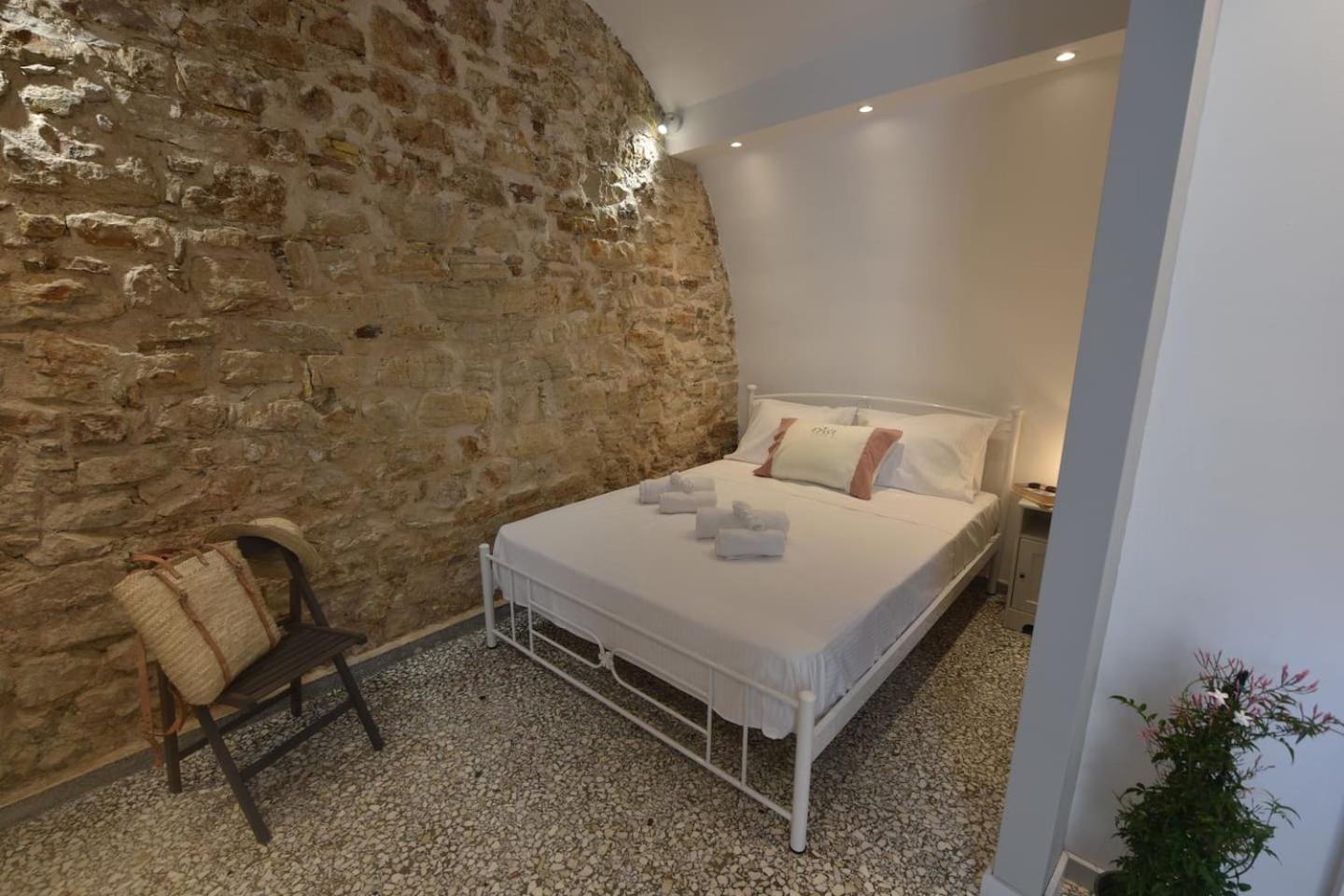 Yiasemi Corfu Luxury Studio view 2