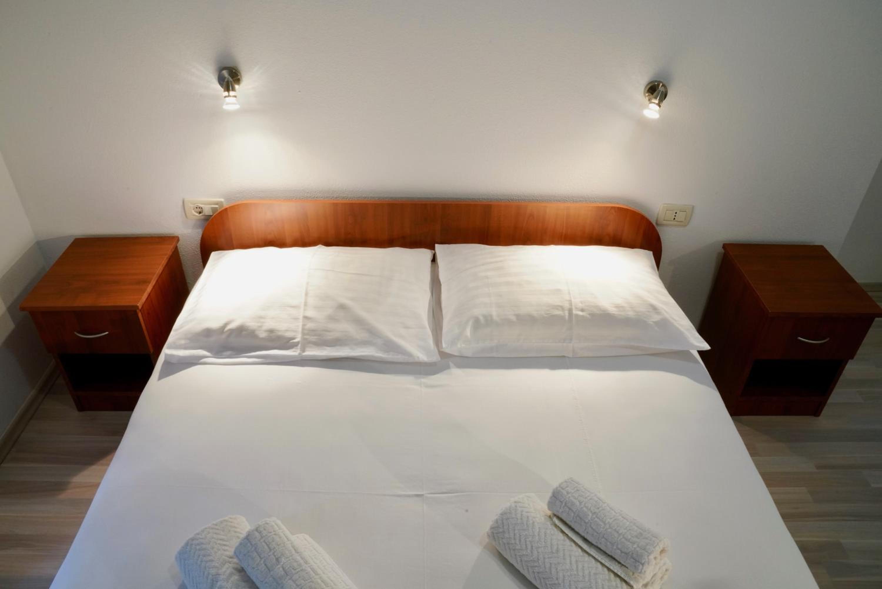 Sesar Apartments Krk - No. 1 Iva
