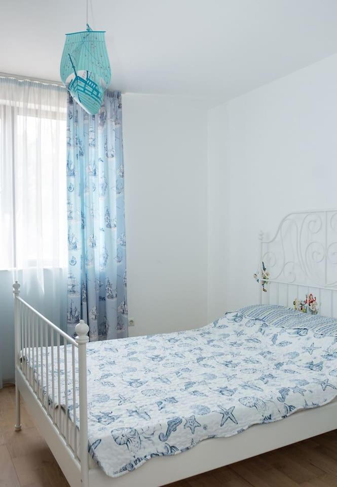 Superb 2-BDR Luxury Apartment with POOL in Villa Mare