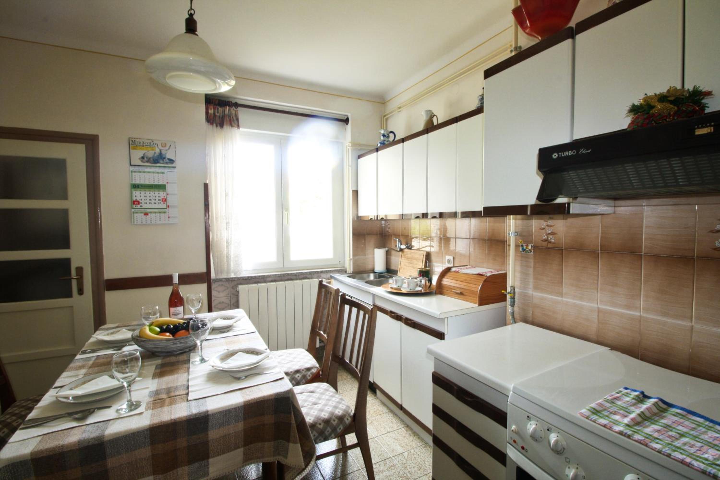 Apartment Persich view 5