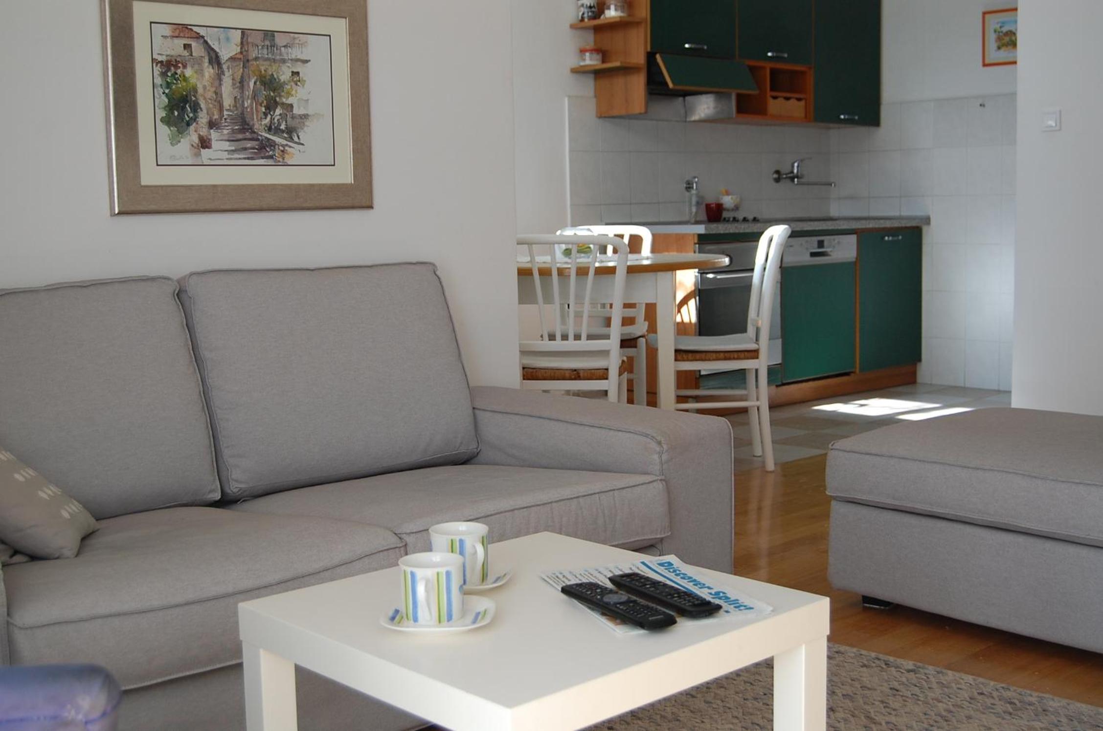 Apartment Definis view 3