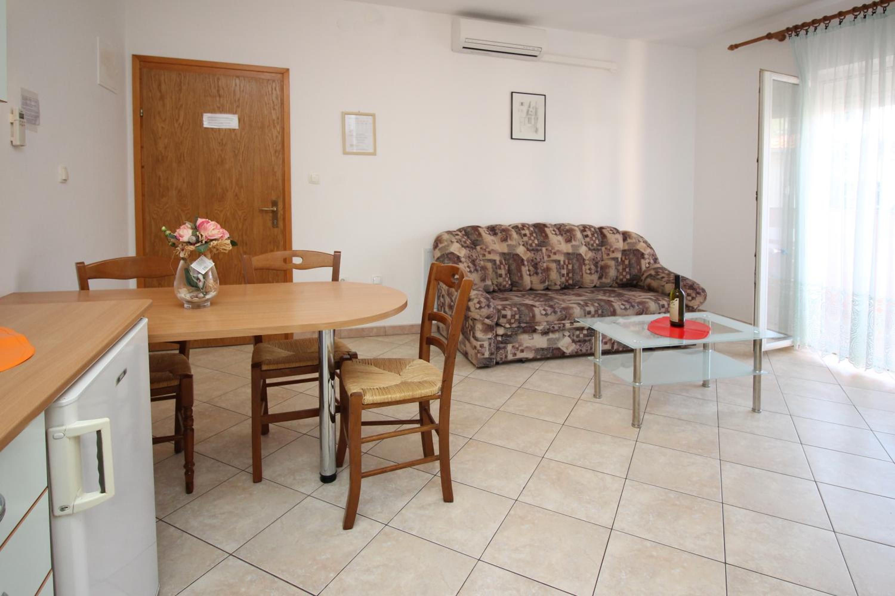 Apartments Lucijana
