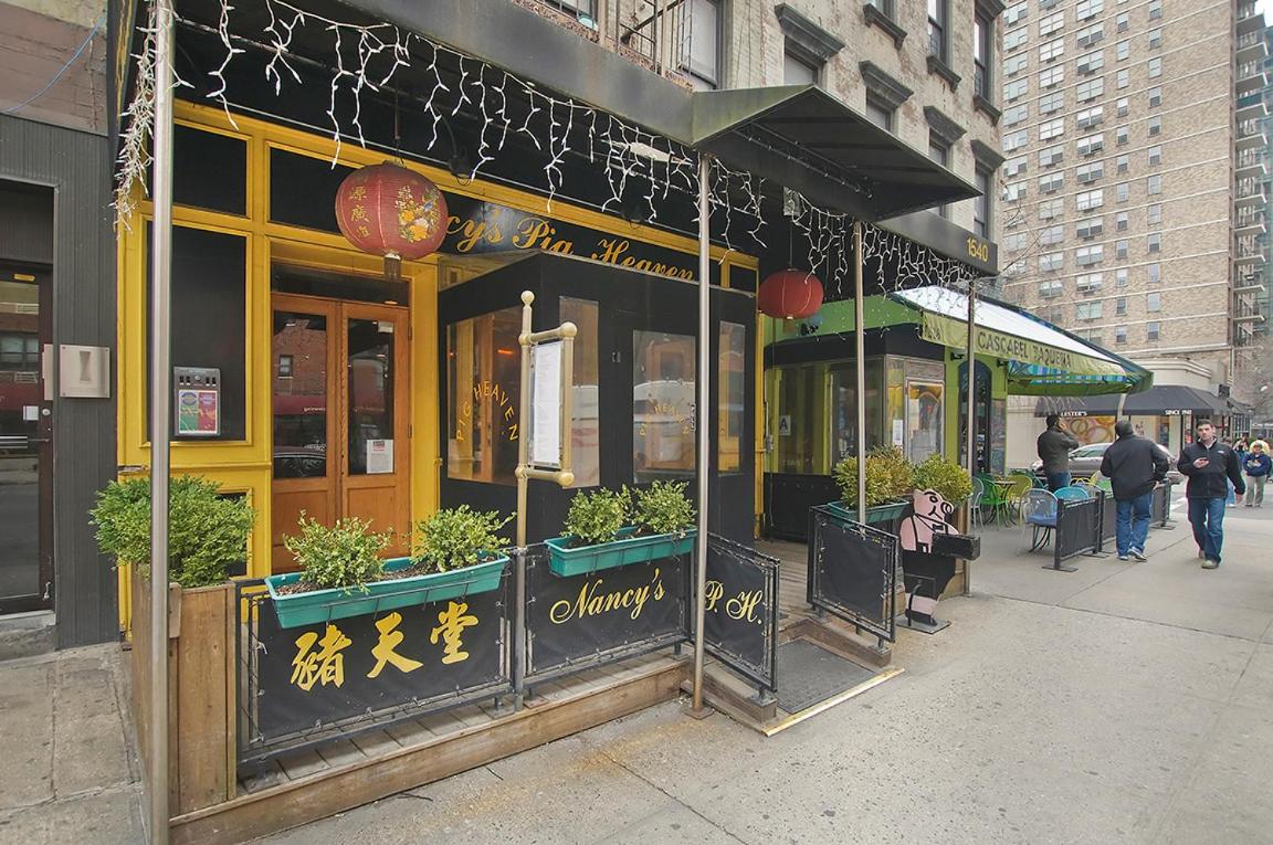 restaurant