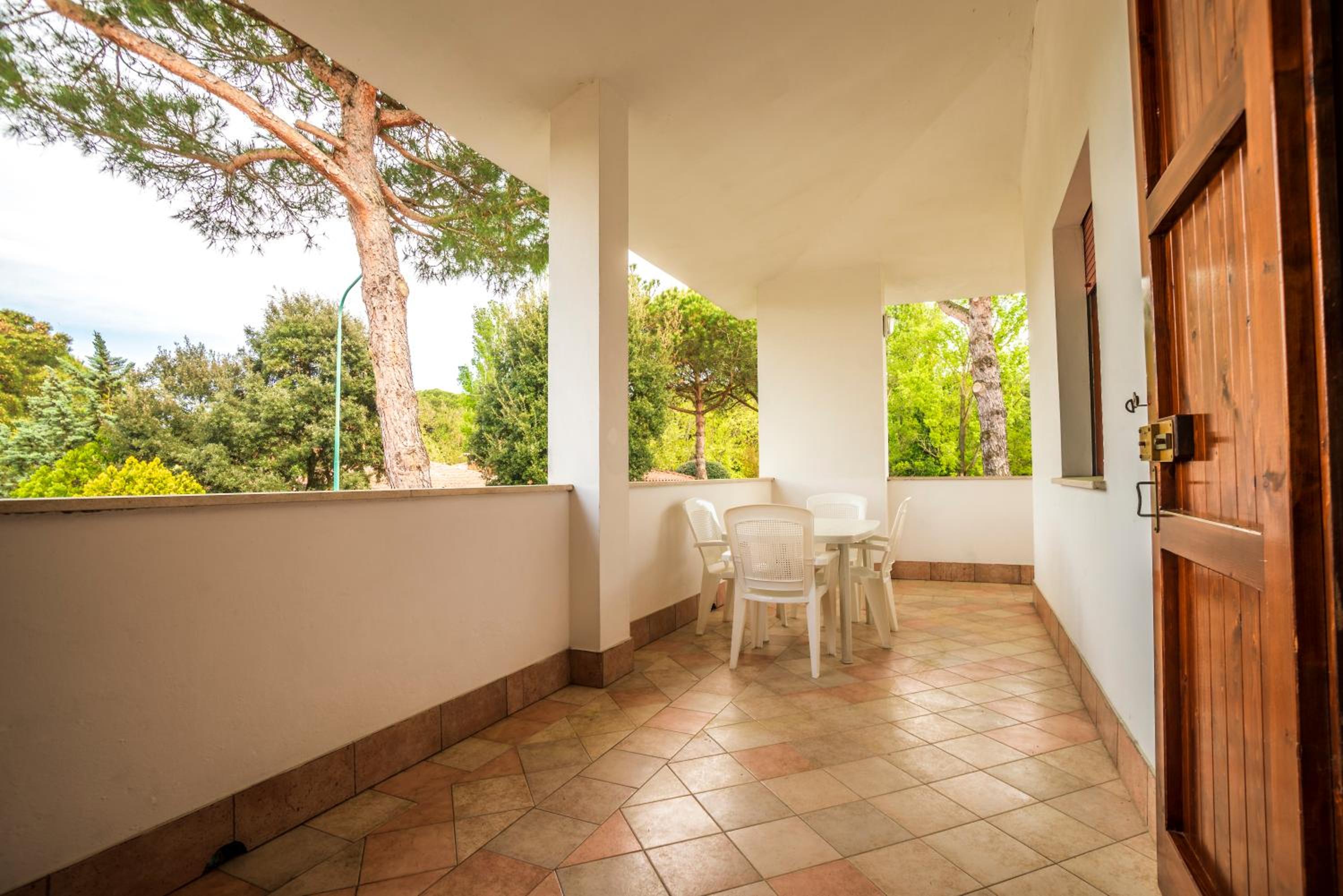 balcony
