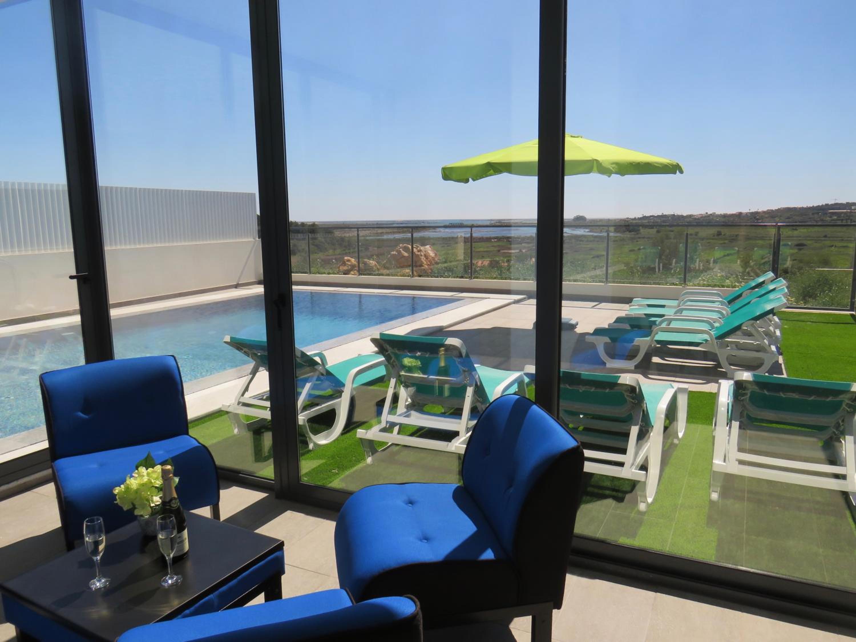 Villa Ria Alvor- Swimming pool & Jacuzzi
