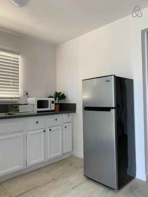 Charming 2BR Casita in Front of Park