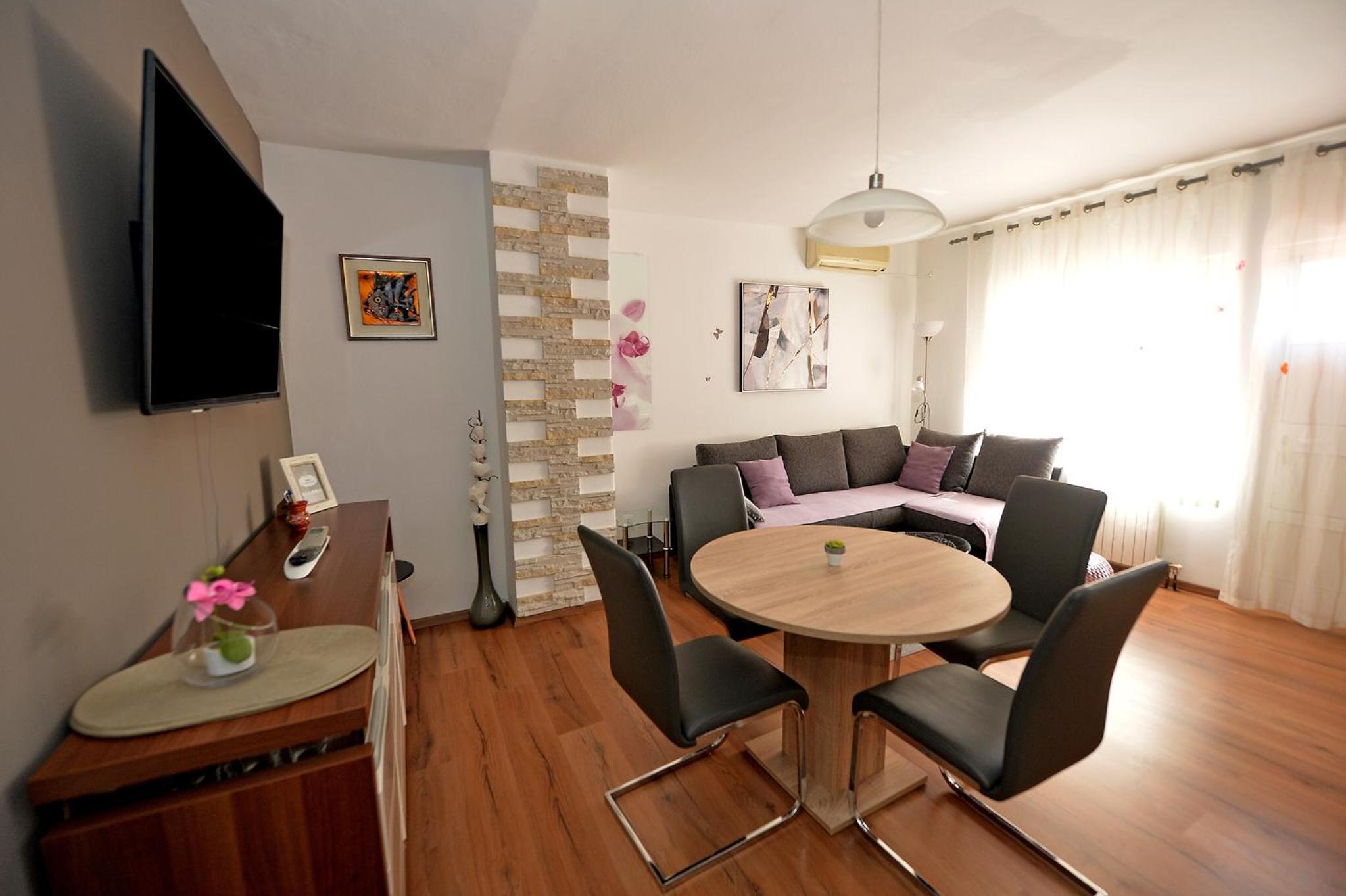 Apartment Simoni ZD